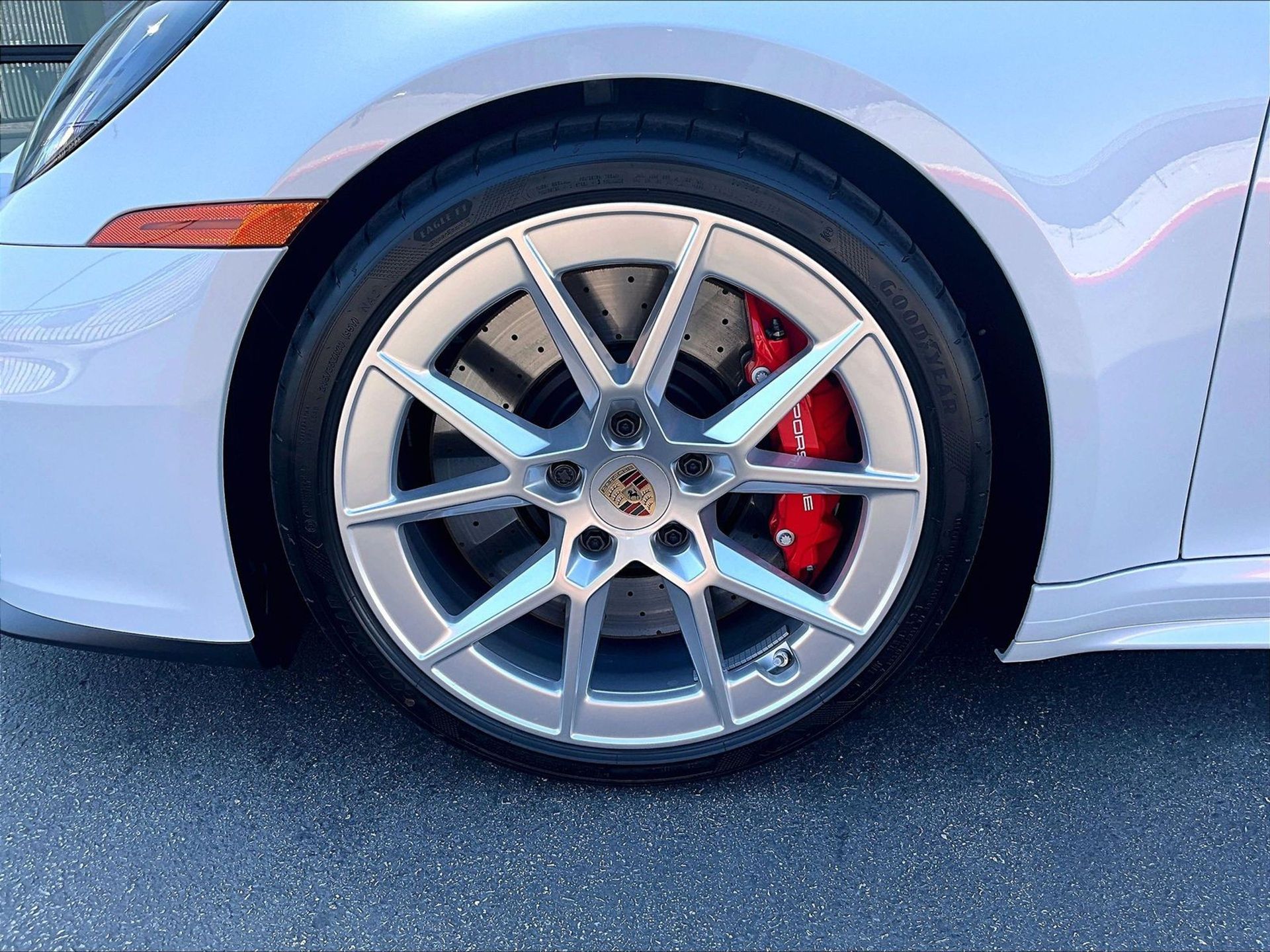 2025 911 Carrera GTS picture #10