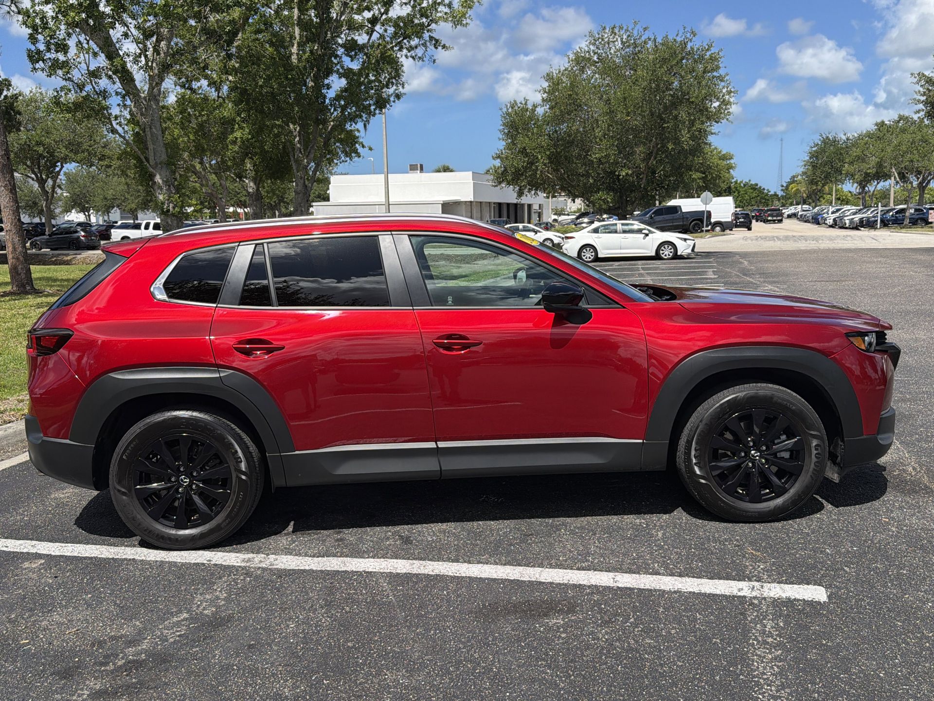 View vehicle photo 3