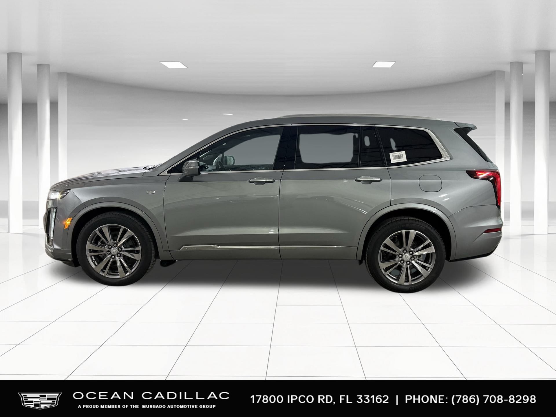 2025 Cadillac XT6 Premium Luxury 2