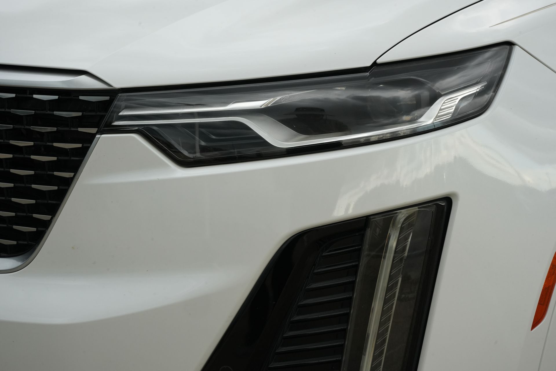 2021 Cadillac XT6 Premium Luxury White at Bayway Cadillac Southwest