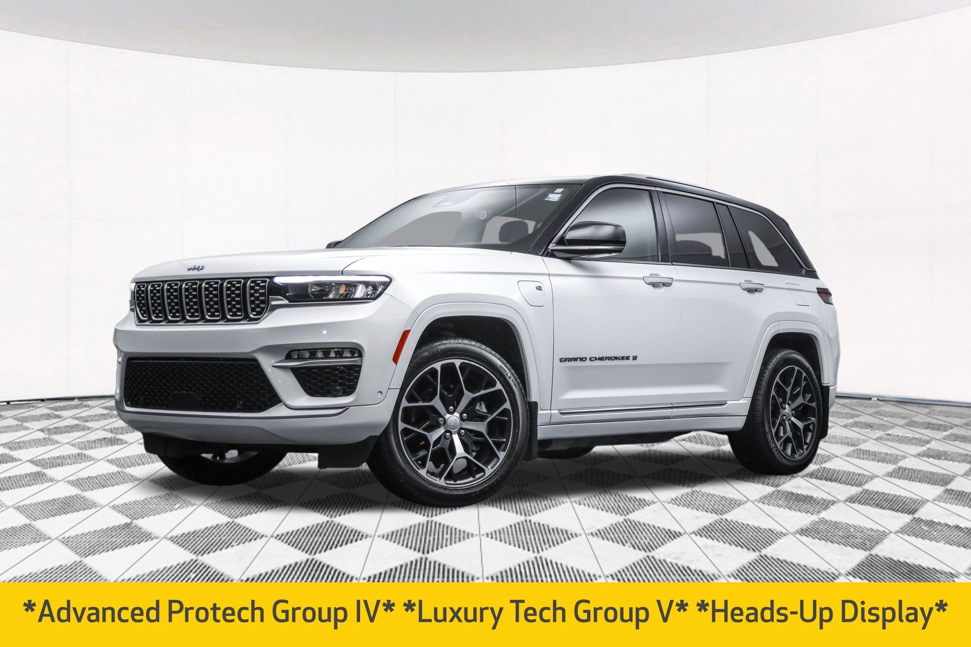 2022 JEEP GRAND CHEROKEE - Image 2