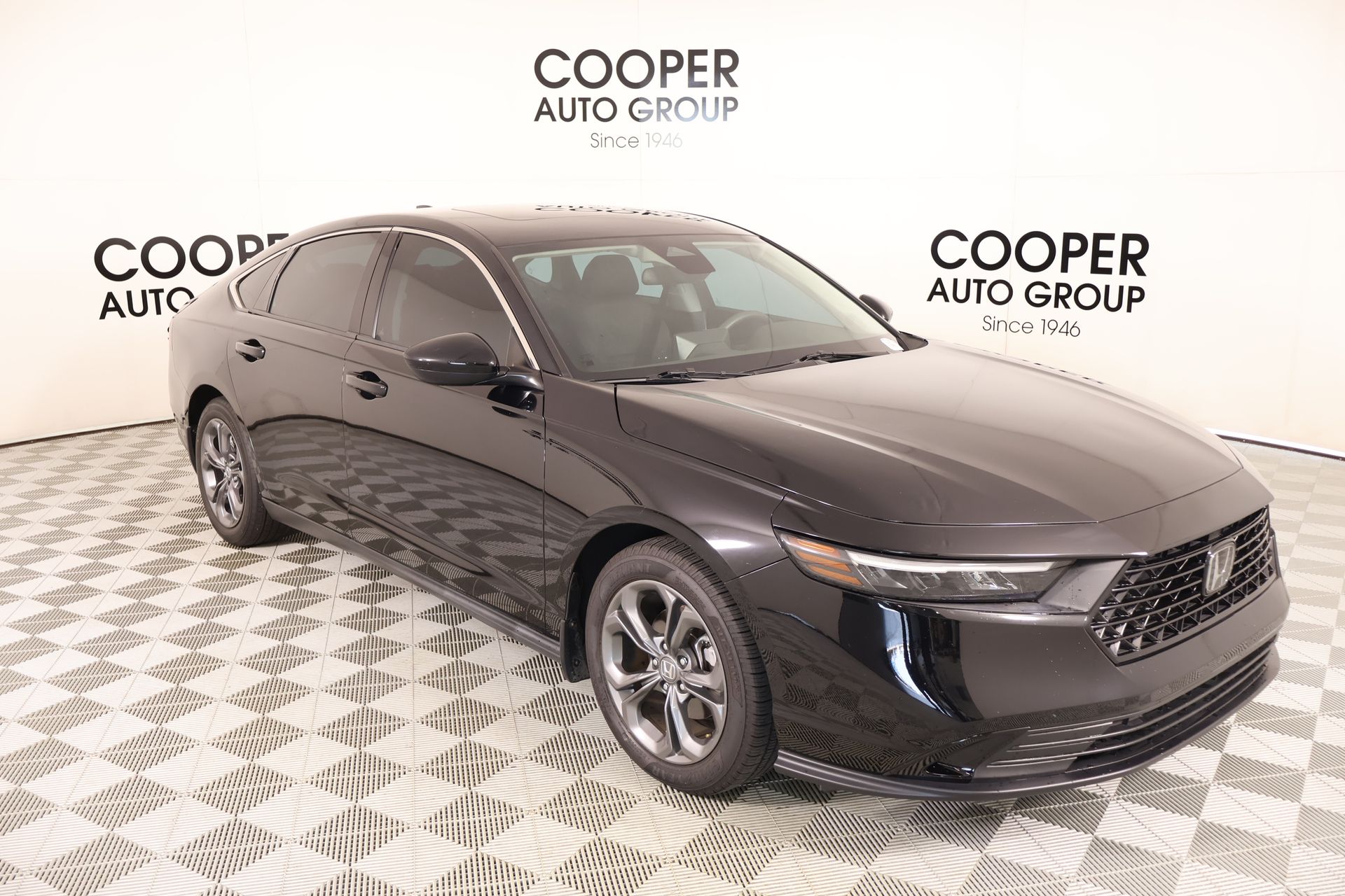 Lunar Silver Metallic 2023 Honda Accord Sedan Front-Wheel Drive Continuously Variable Transmission