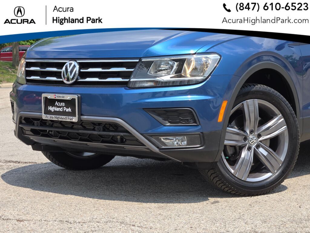 Used 2020 Volkswagen Tiguan SEL with VIN 3VV2B7AX5LM166377 for sale in Highland Park, IL