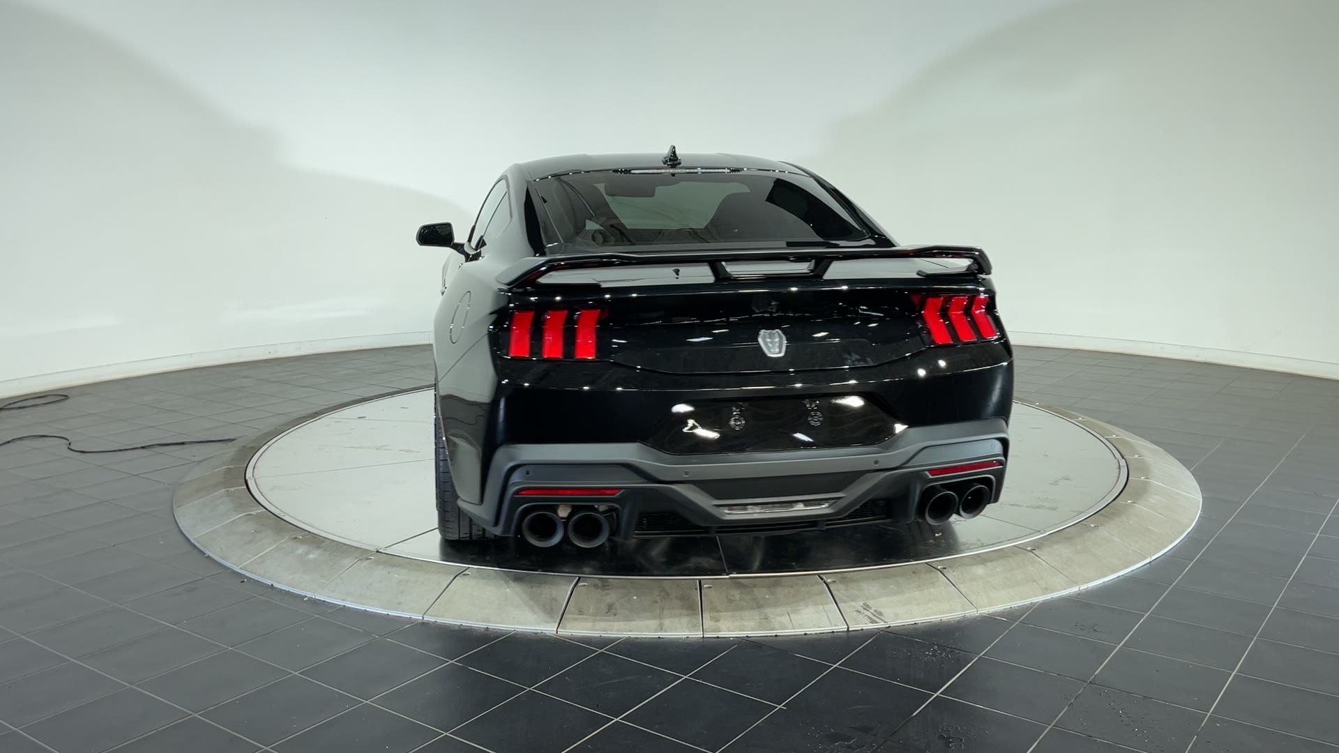 2024 Ford Mustang Dark Horse 7