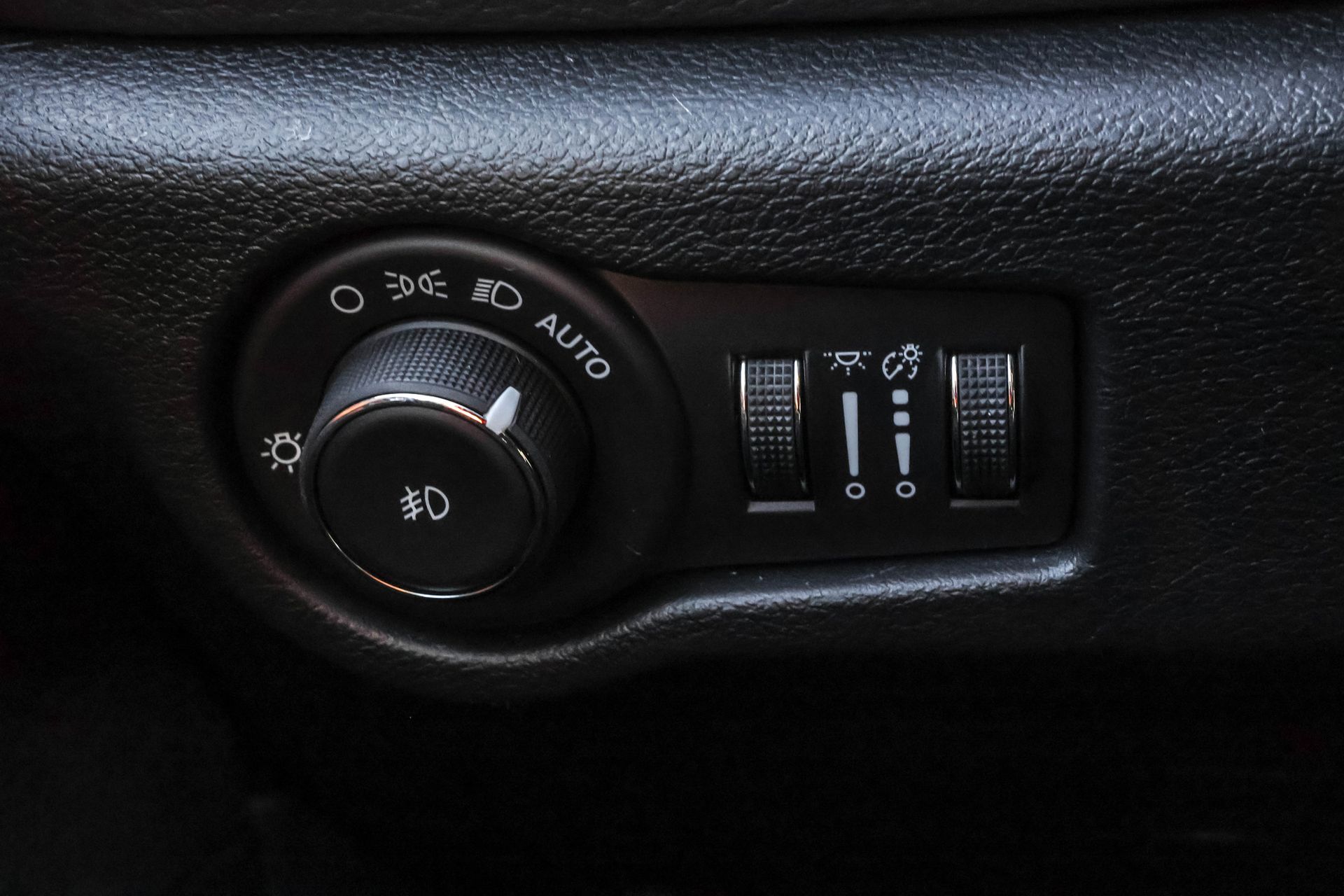 2026 CHRYSLER PACIFICA - Image 30