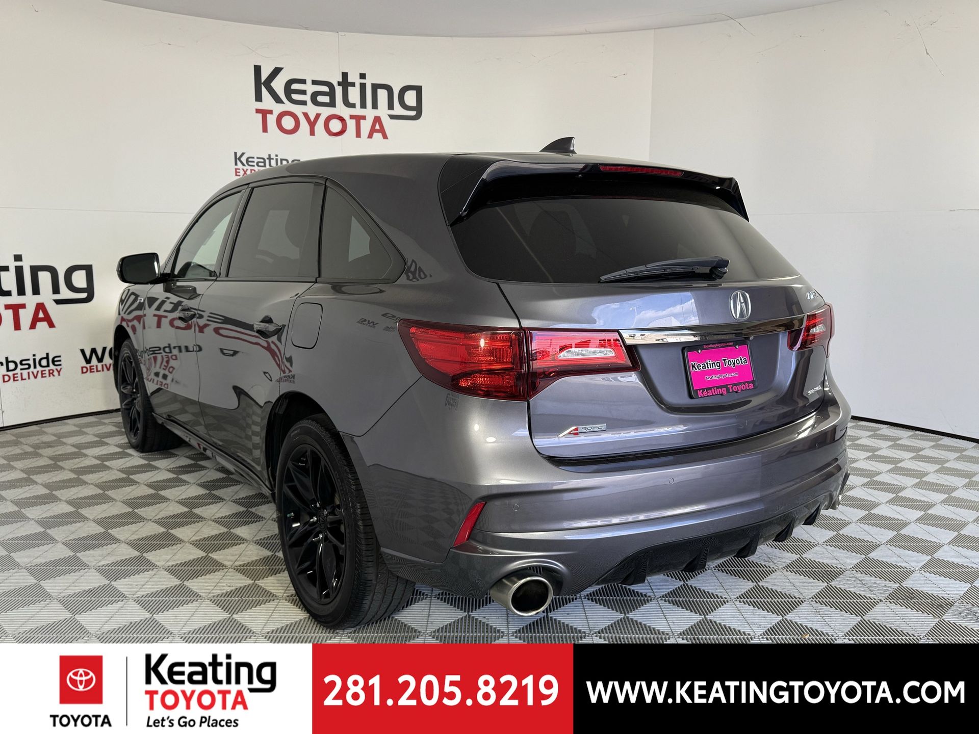 View vehicle photo 7