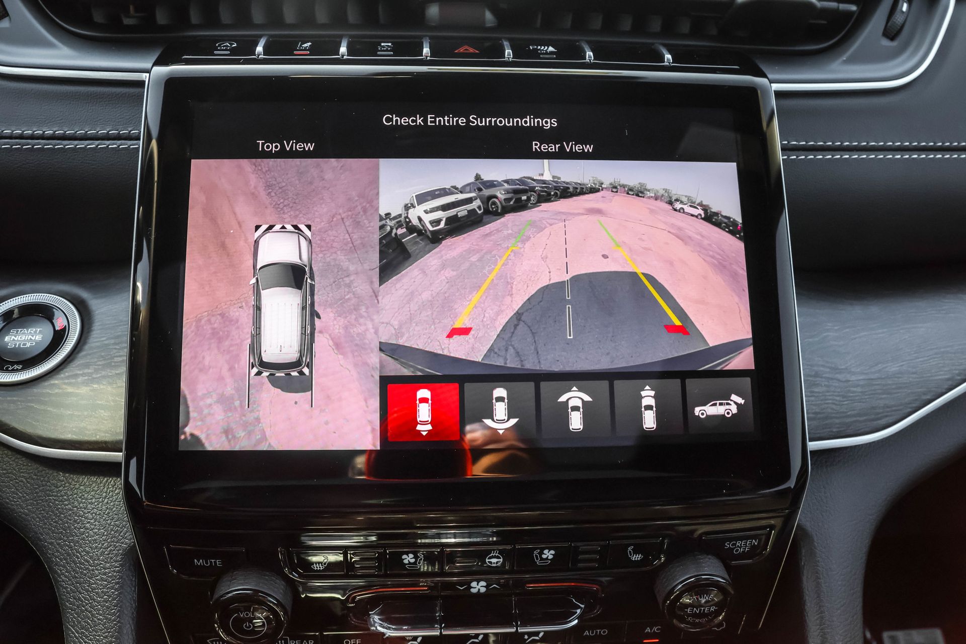 2025 JEEP GRAND CHEROKEE - Image 22