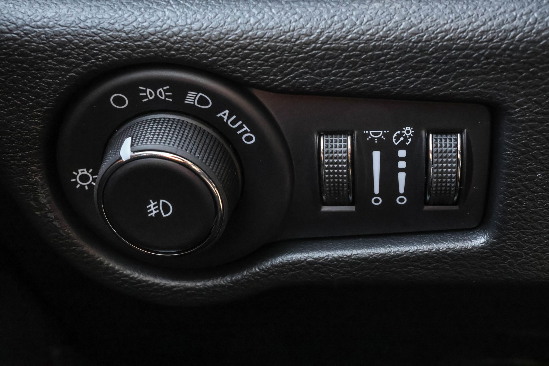 2026 CHRYSLER PACIFICA - Image 29