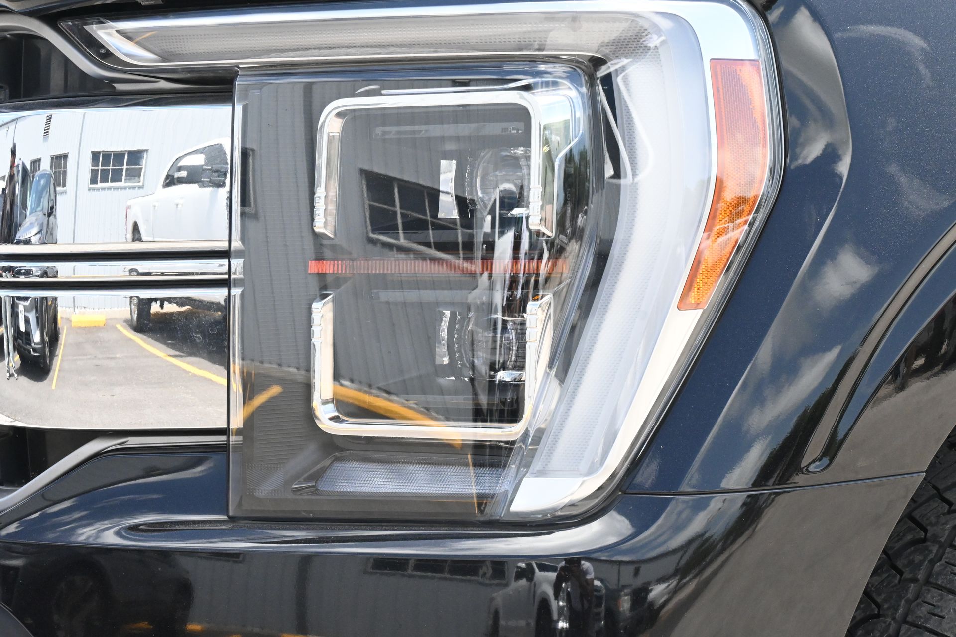 2022 Ford F-150 Lariat Black at AutoSavvy Houston Southwest