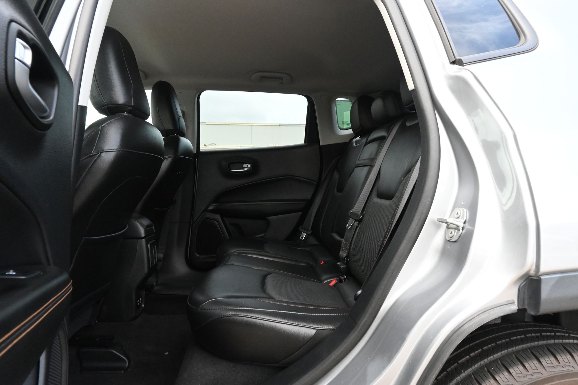 2018 Jeep Compass Limited Silver at Bravo Nissan