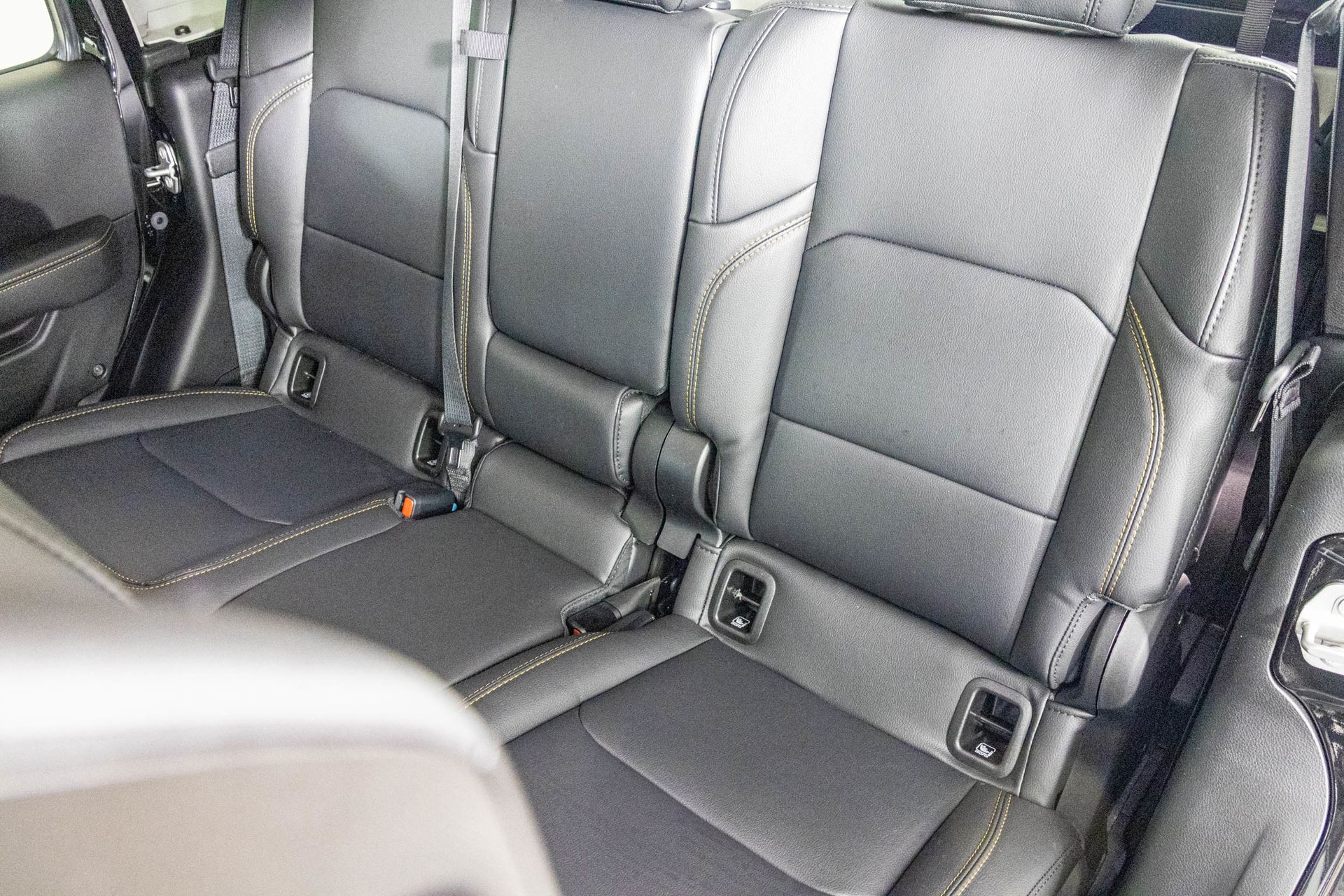 2025 JEEP GLADIATOR - Image 27