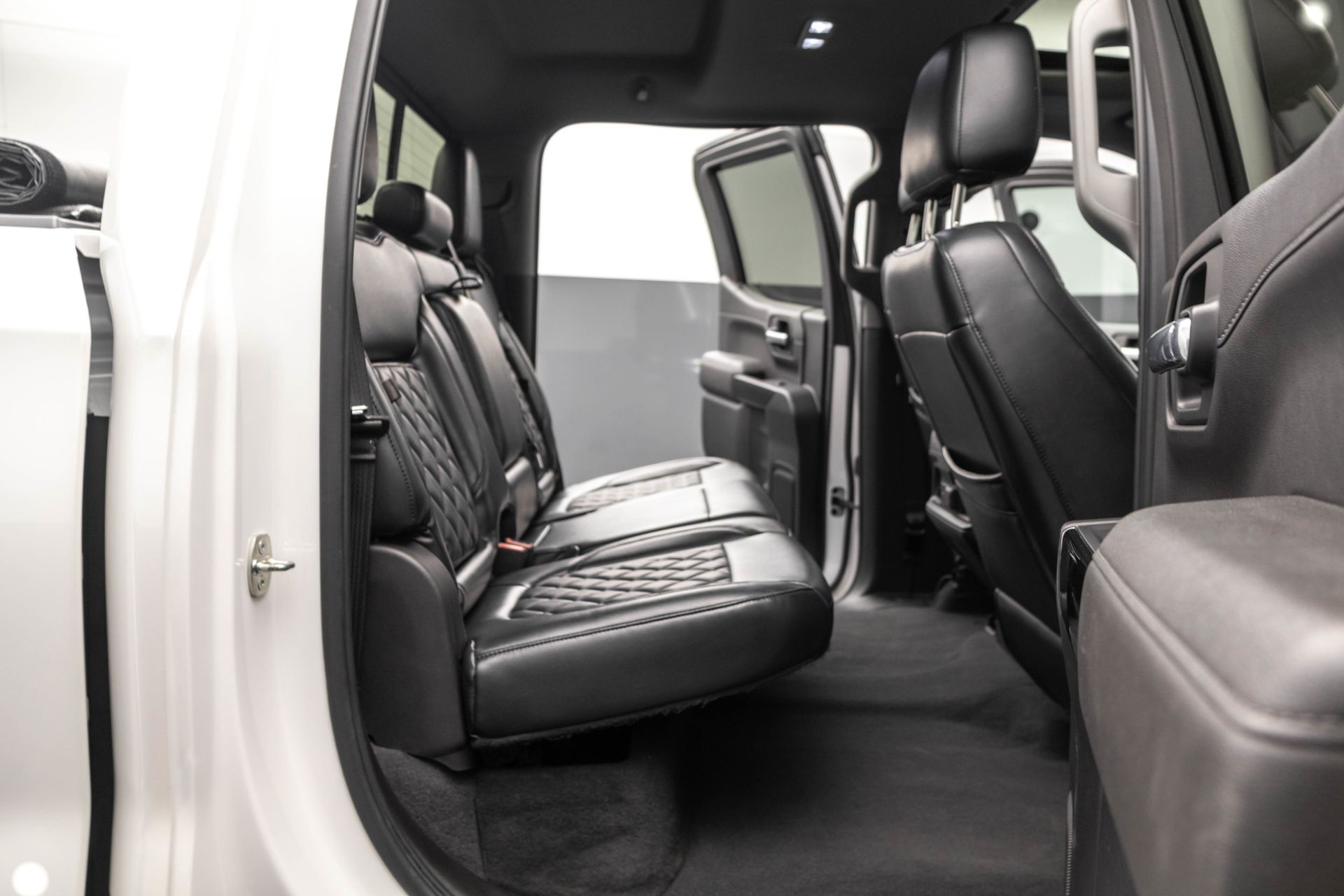 2020 CHEVROLET SILVERADO - Image 34