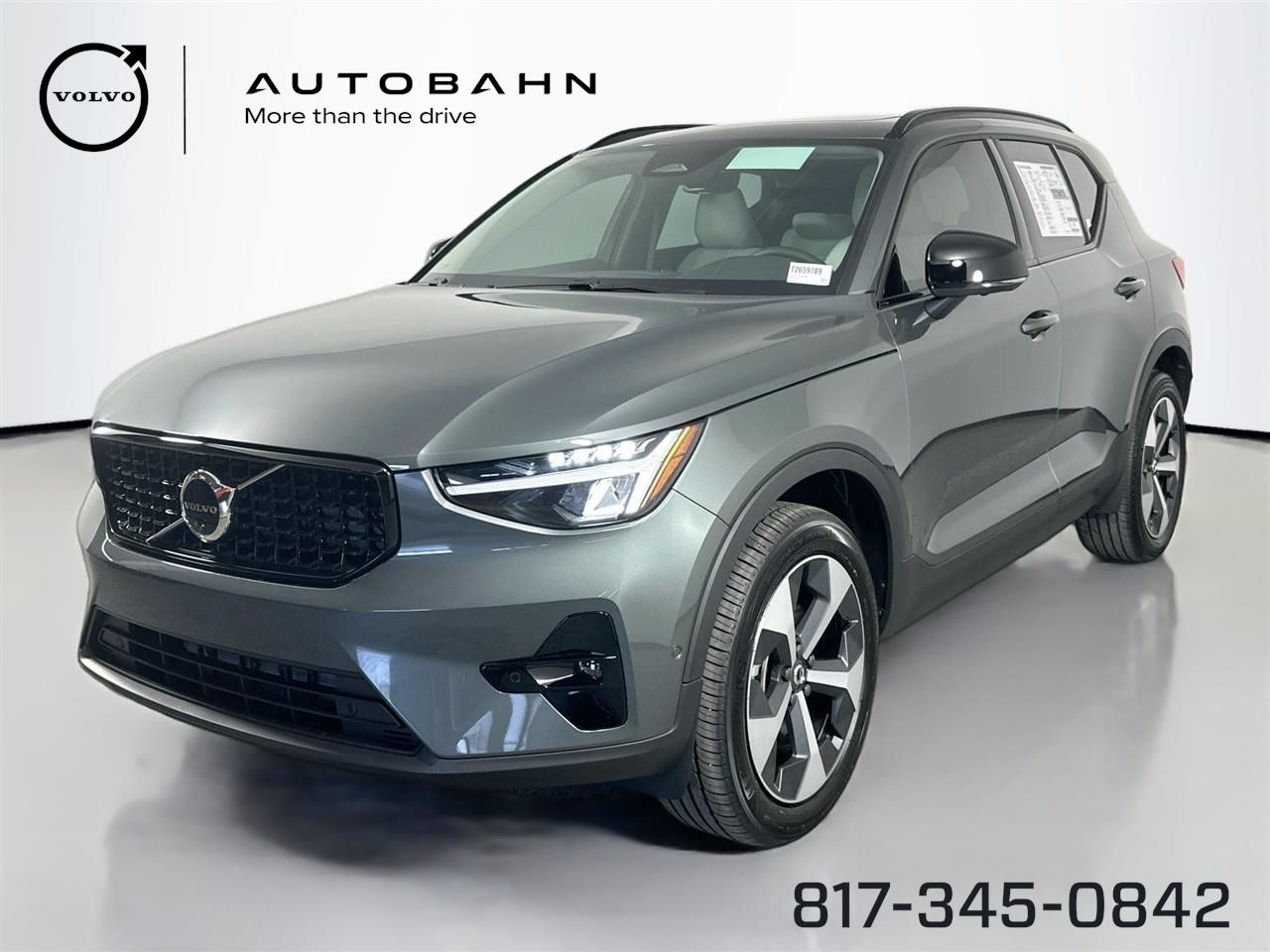 Forest Lake 2026 Volvo XC40 B4 Plus FWD SUV / Crossover Front-Wheel Drive Automatic