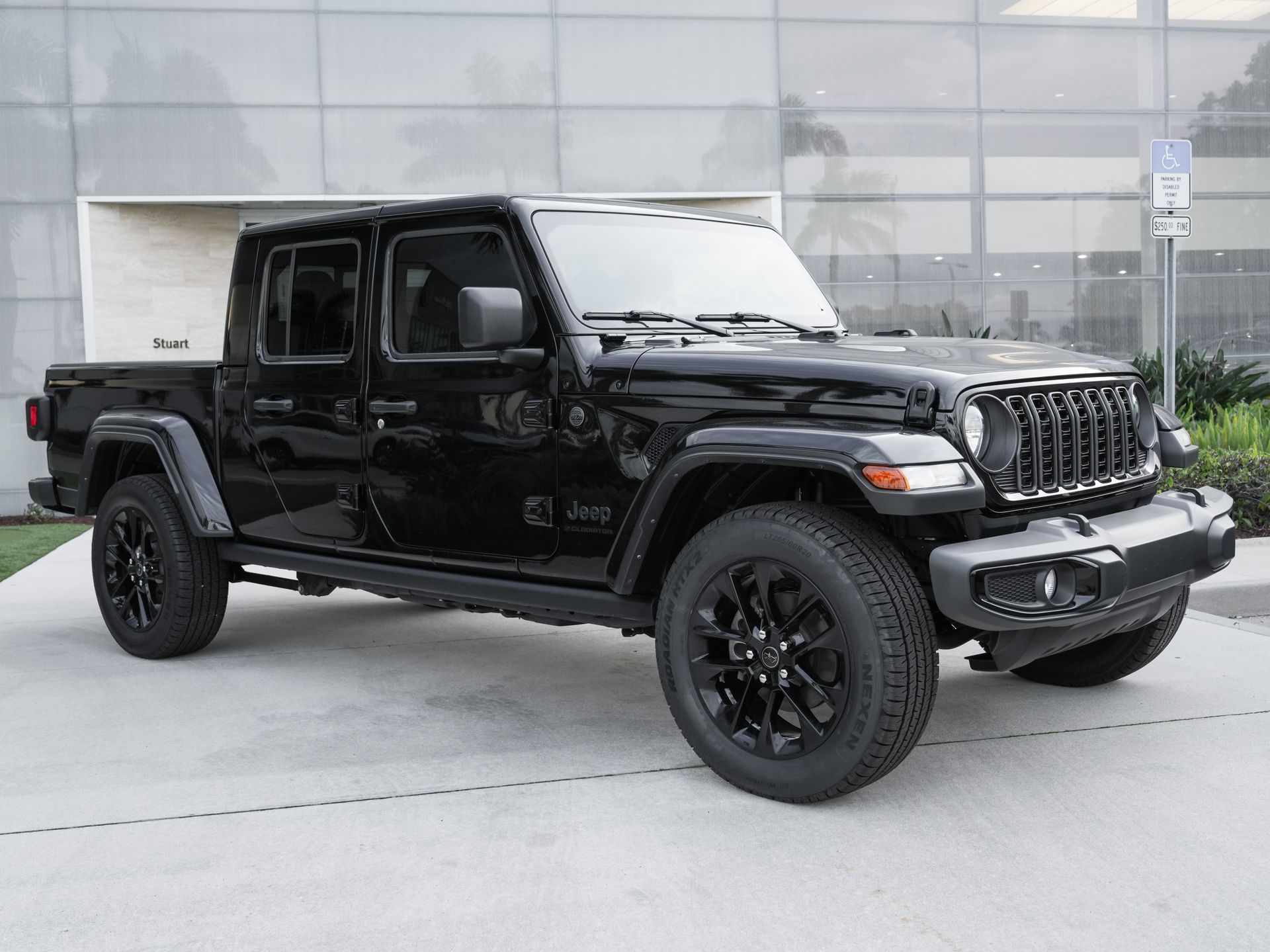 used 2024 Jeep Gladiator car, priced at $31,500