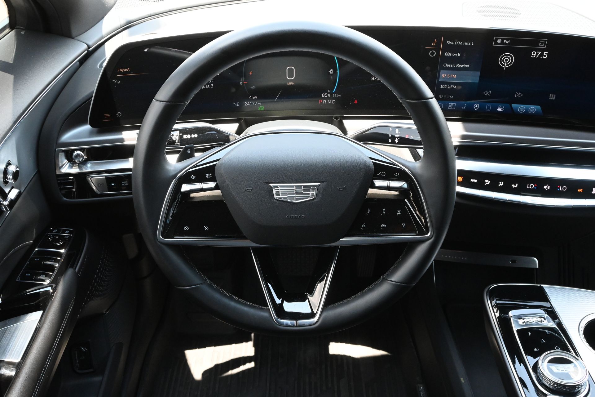 2024 Cadillac LYRIQ Tech - 9