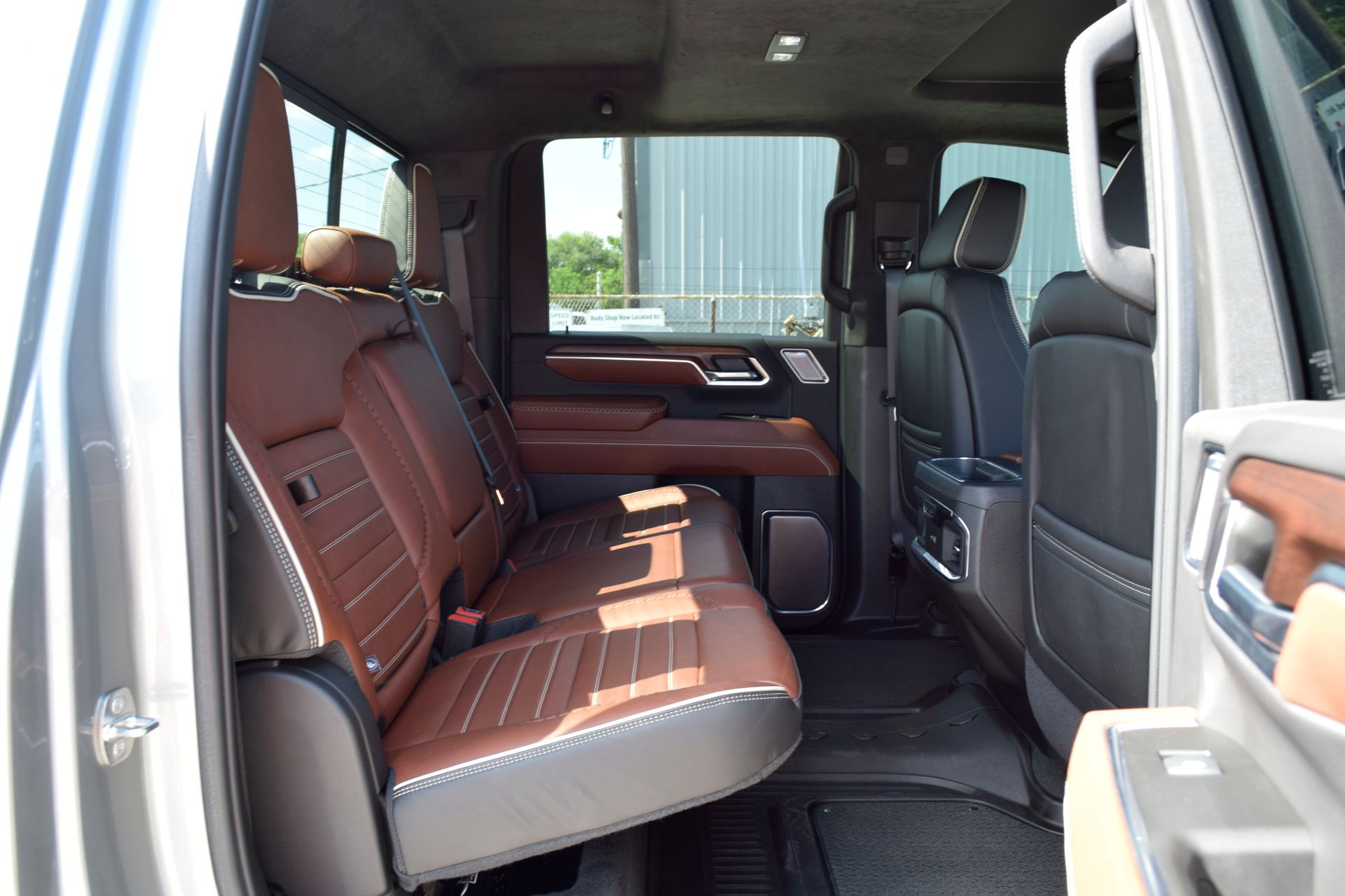 2024 GMC Sierra 2500HD Denali Ultimate Silver at EAG Ford Navasota