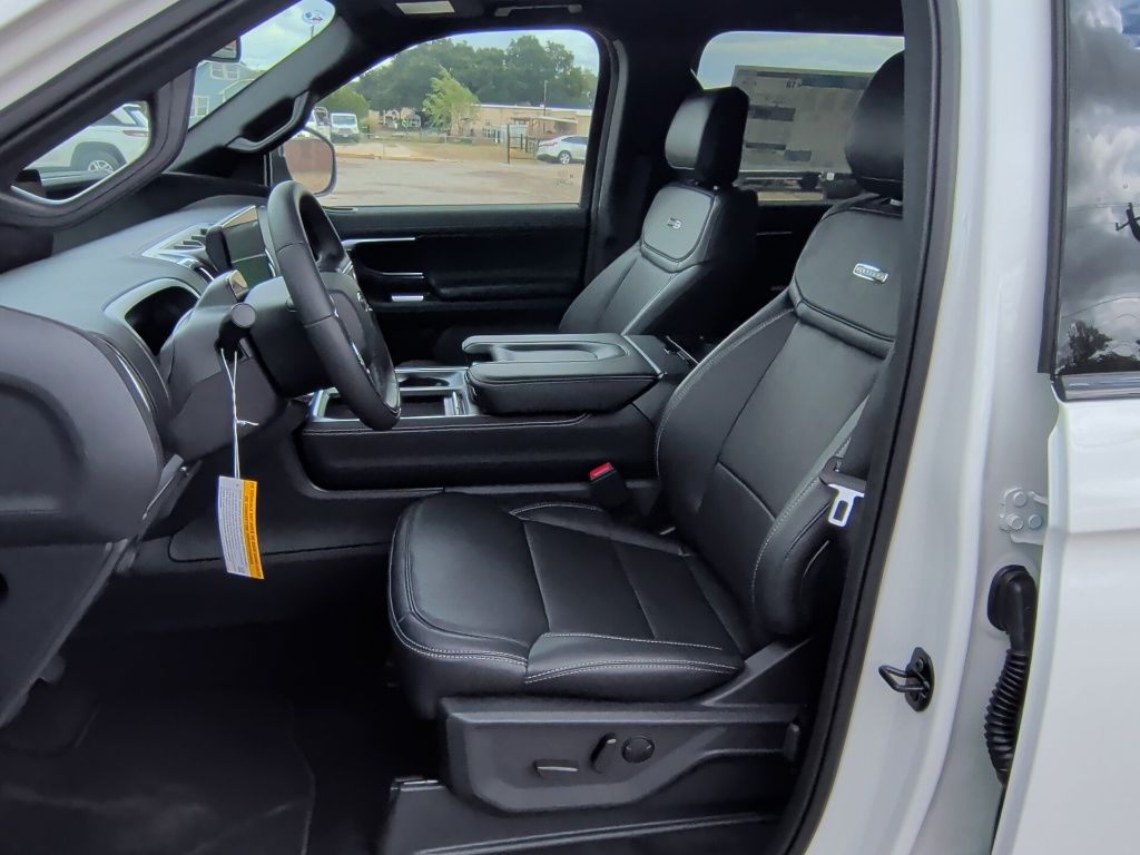2025 Ford Expedition Platinum - 9