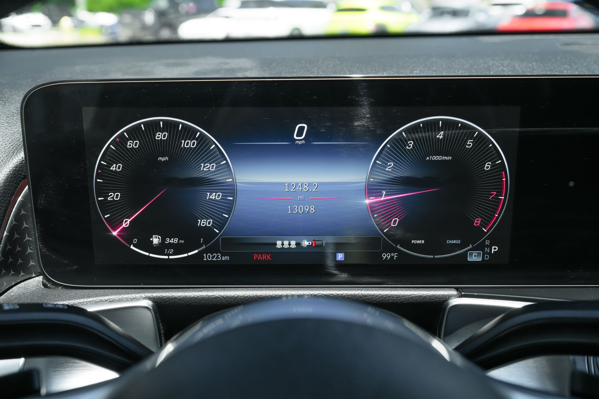 2025 Mercedes Benz GLB 250 photo 4