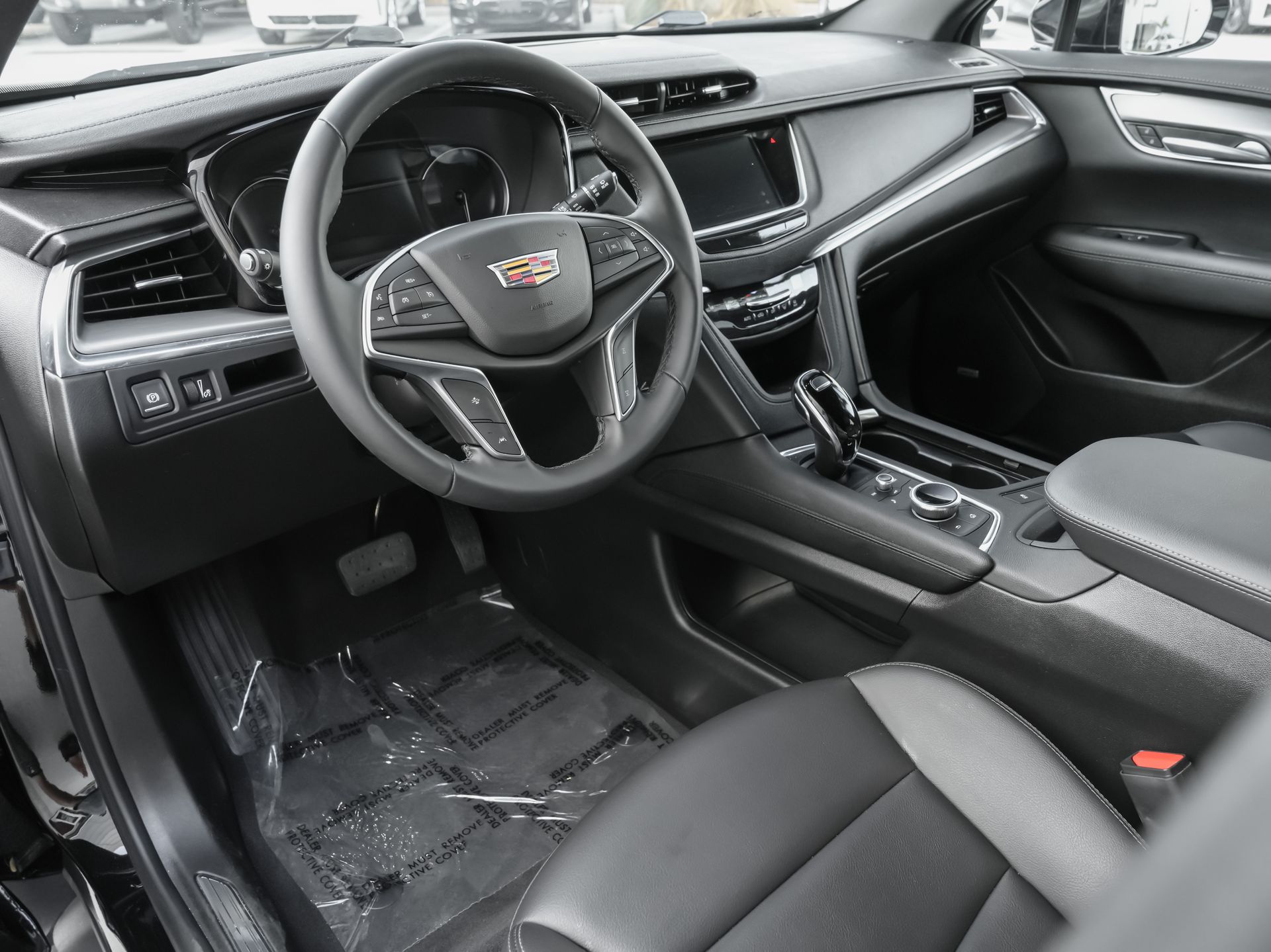 used 2025 Cadillac XT5 car, priced at $33,800