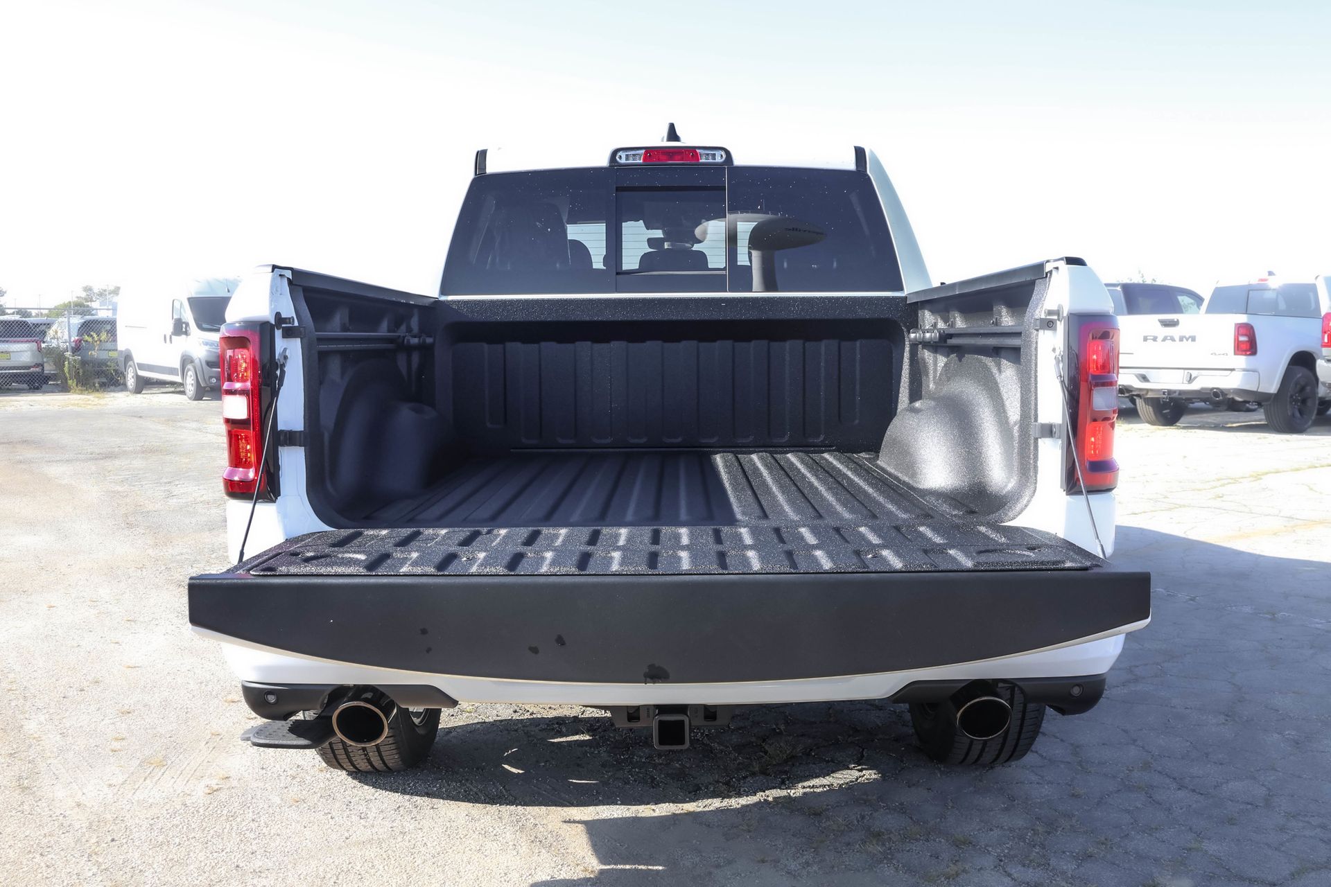 2026 RAM 1500 - Image 14