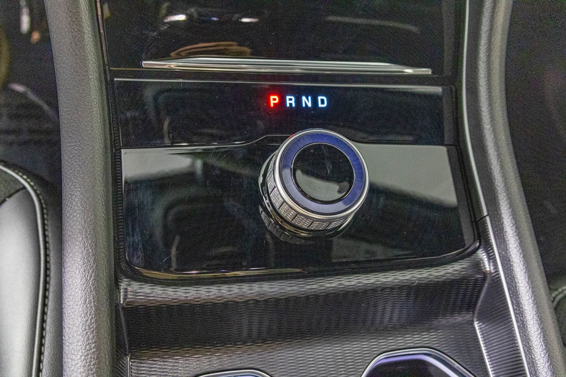 2025 JEEP GRAND CHEROKEE - Image 24