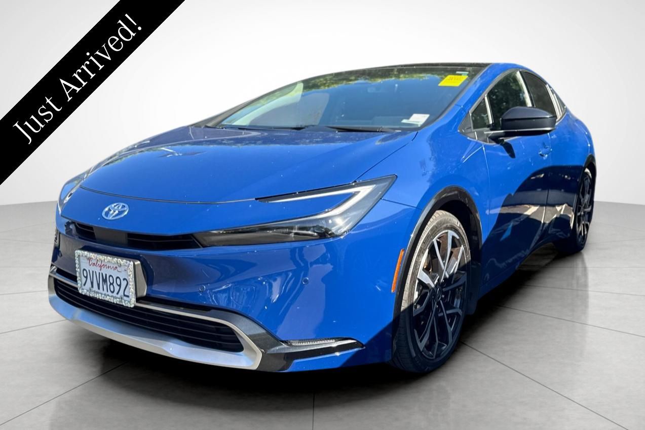 Reservoir Blue 2026 Toyota Prius Plug-In Hybrid Hatchback Front-Wheel Drive Continuously Variable Transmission