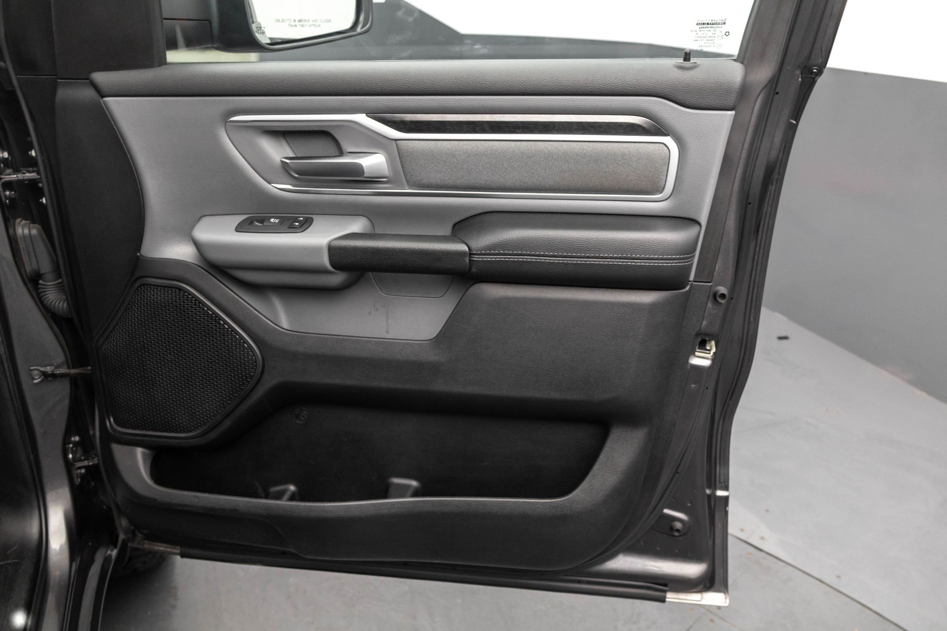 2020 RAM 1500 - Image 44