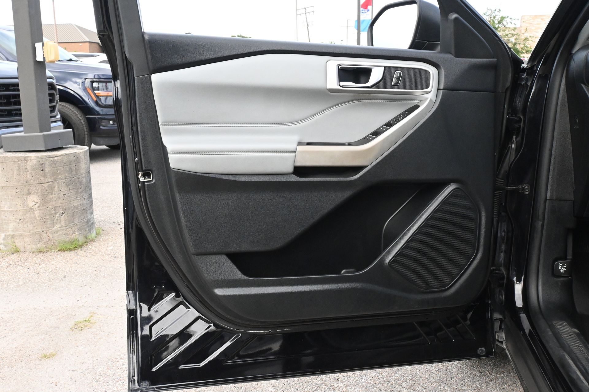 2021 Ford Explorer XLT Black at North Houston Mitsubishi