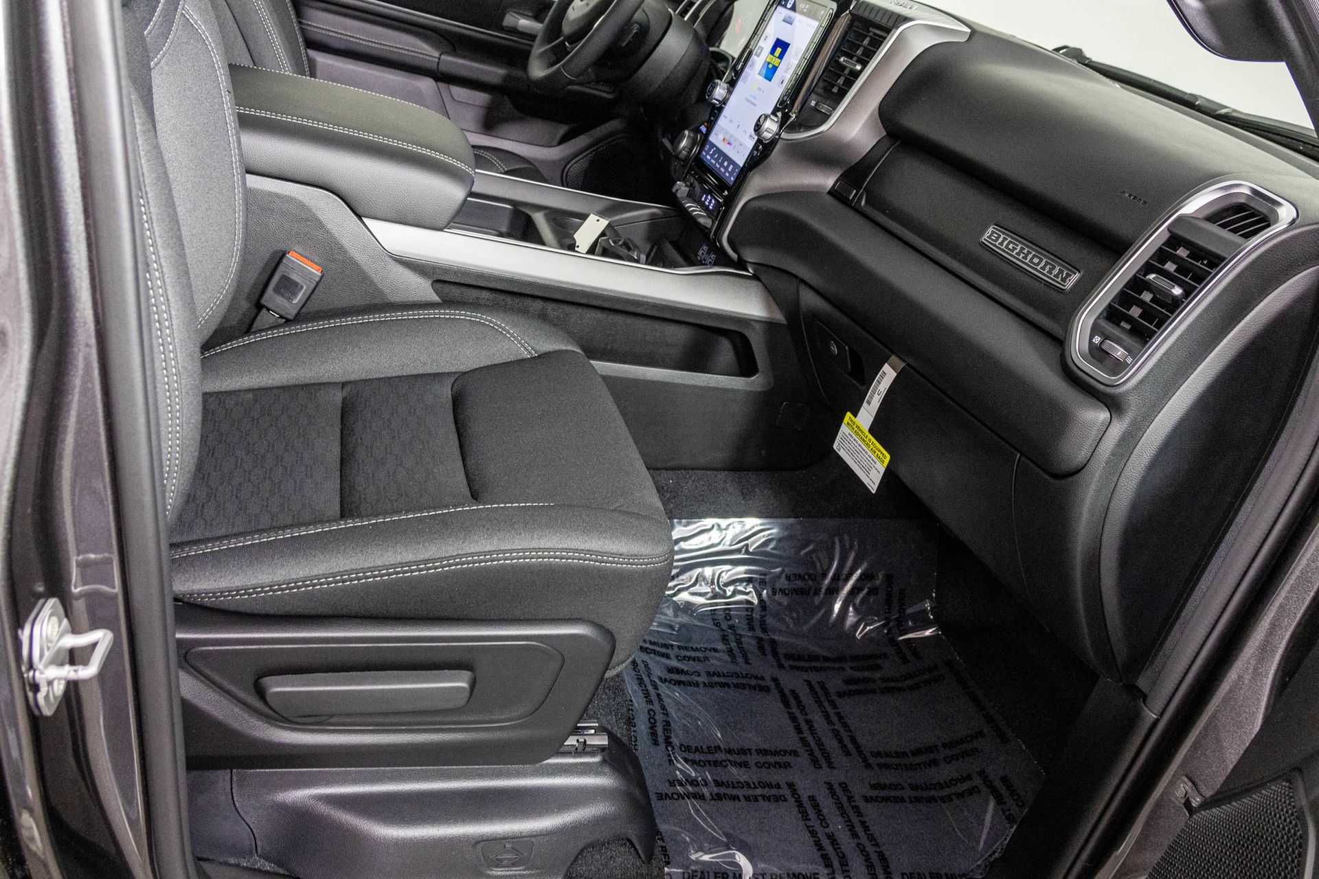 2026 RAM 1500 - Image 33