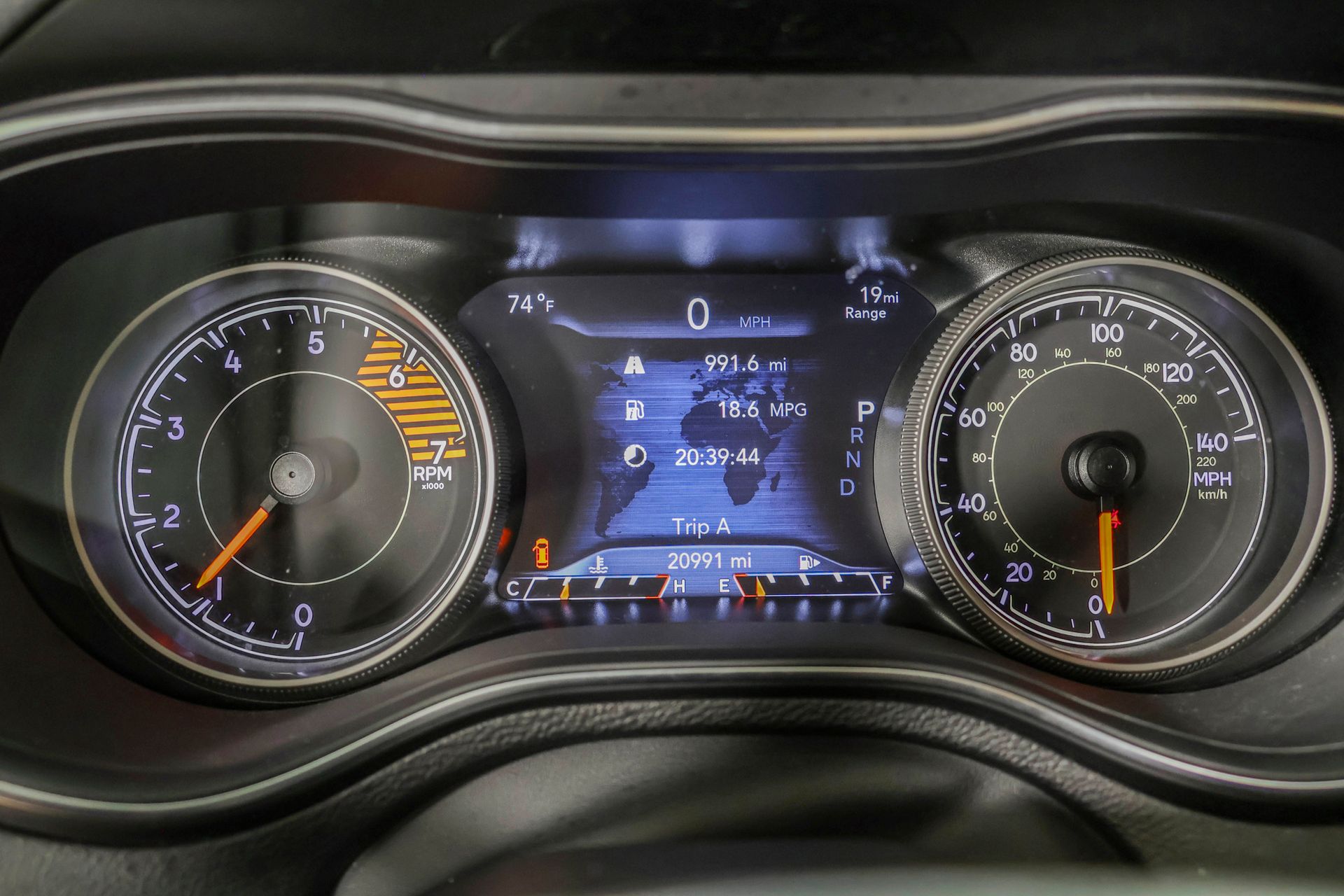 2022 JEEP CHEROKEE - Image 26