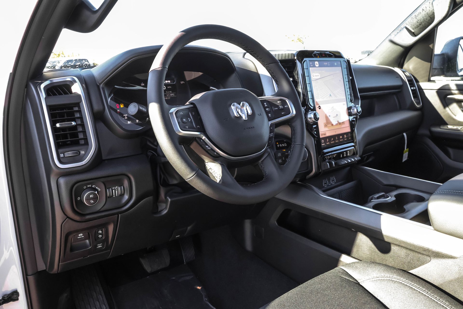 2026 RAM 1500 - Image 3