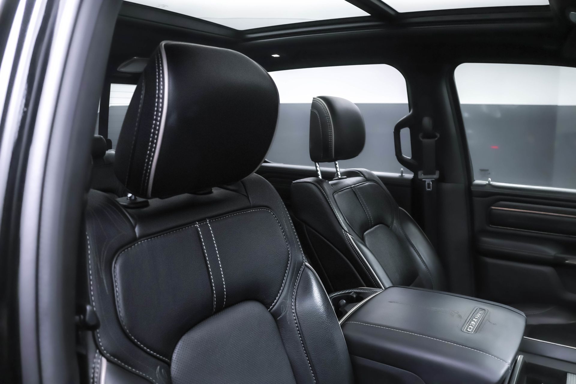 2021 RAM 1500 - Image 42