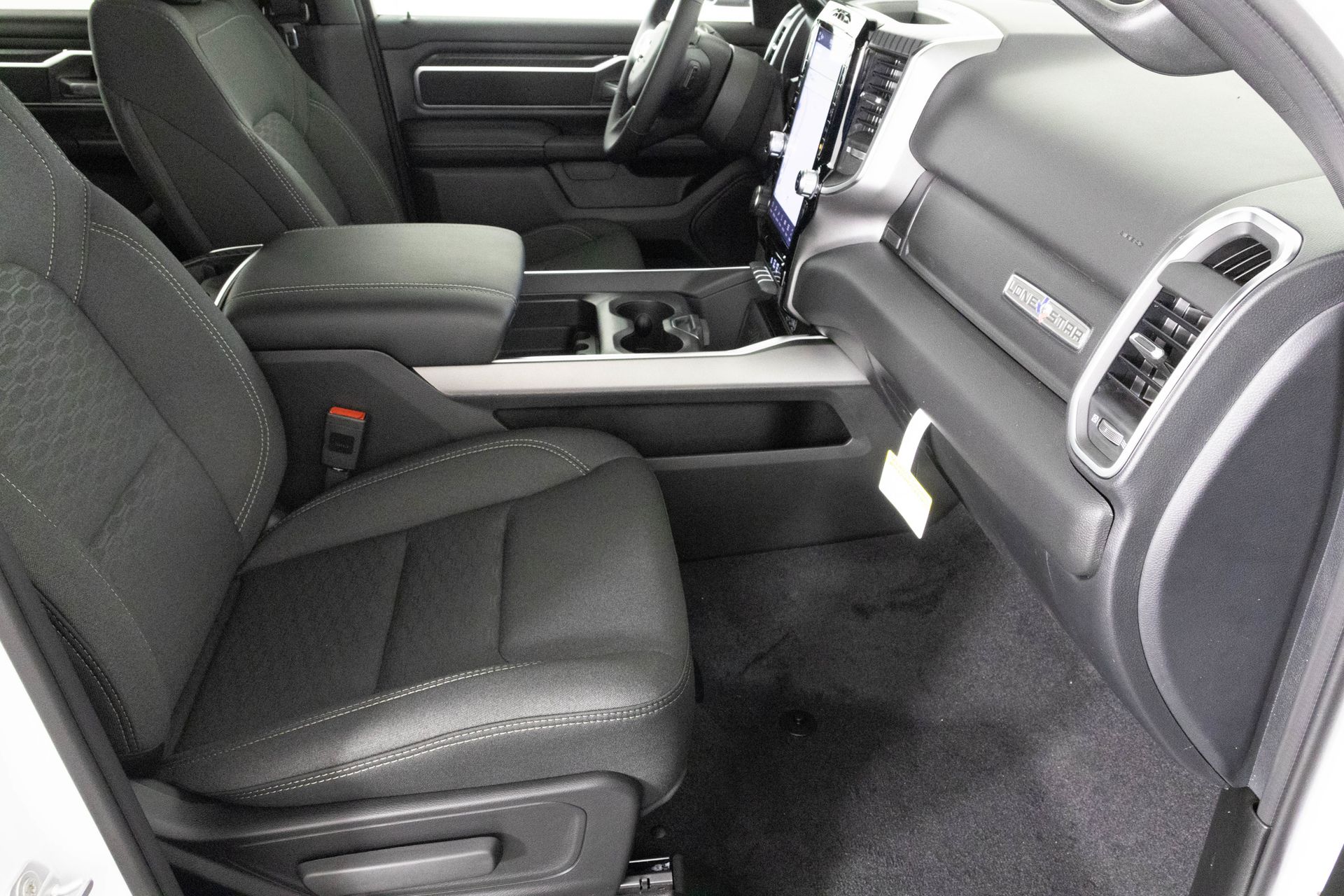 2026 RAM 1500 - Image 34