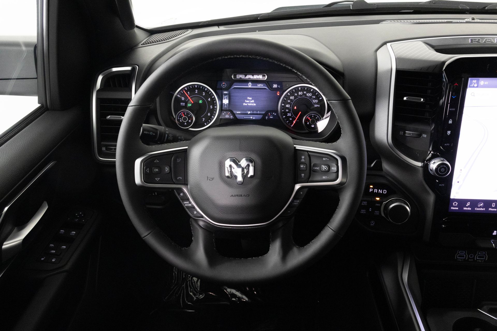 2026 RAM 1500 - Image 28