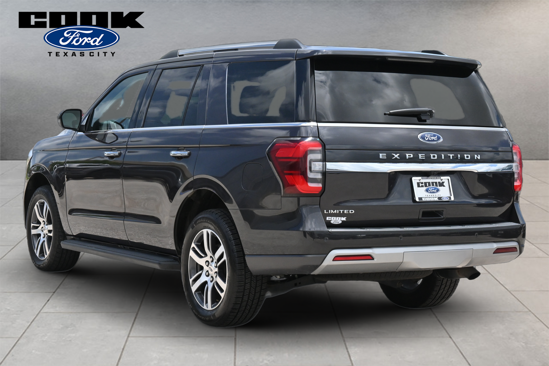 2024 Ford Expedition Limited Gray at AutoSavvy Houston Southwest