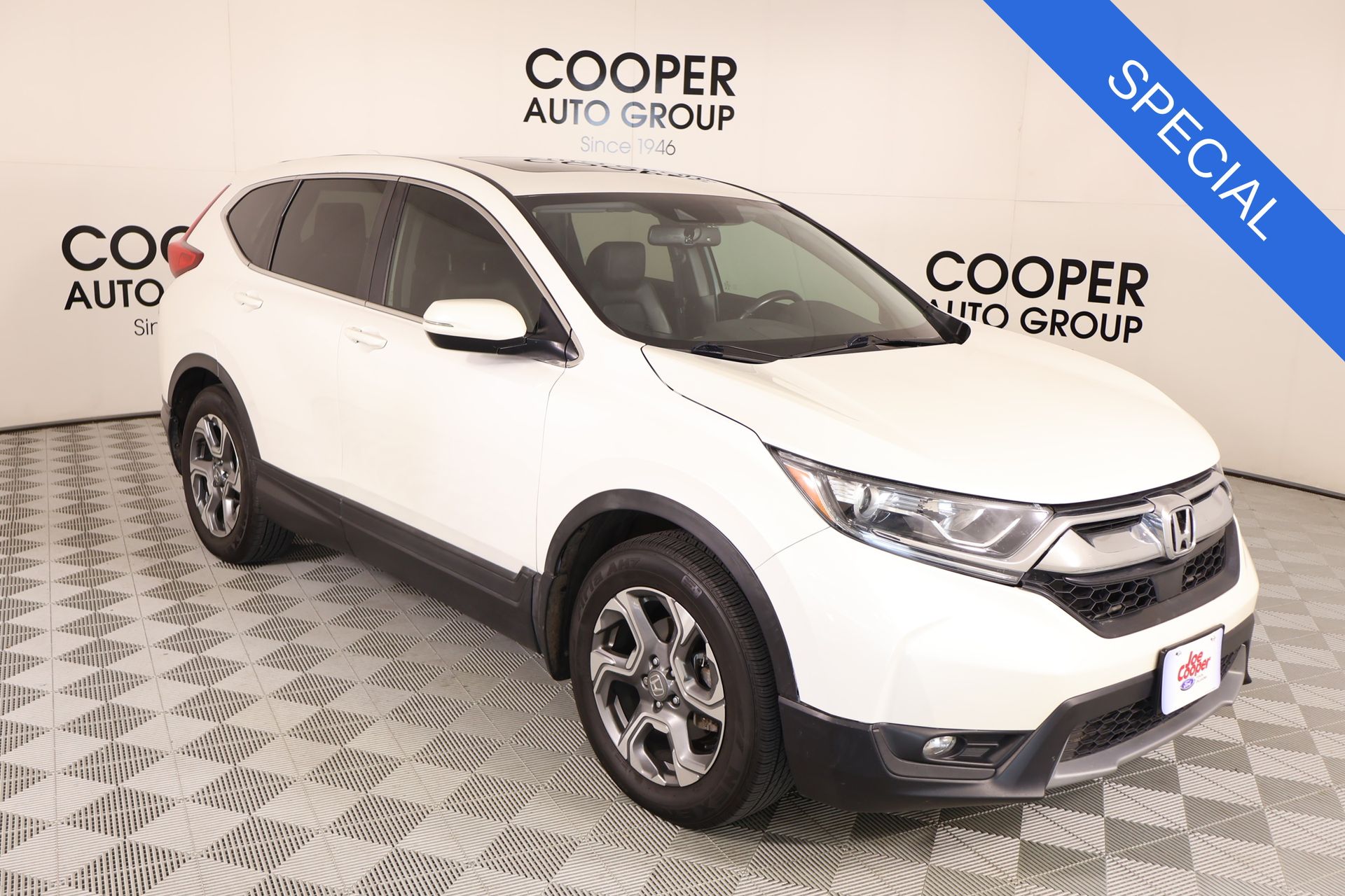 Lunar Silver Metallic 2018 Honda CR-V SUV / Crossover Front-Wheel Drive Continuously Variable Transmission