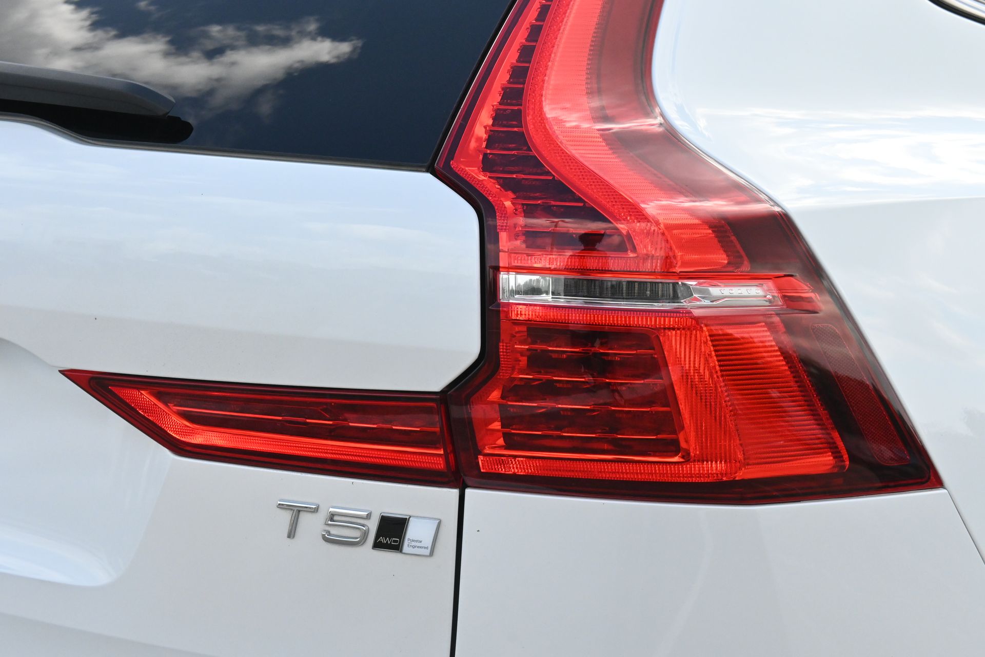 2021 Volvo XC60 T5 R-Design White at Ultimate Motorsports