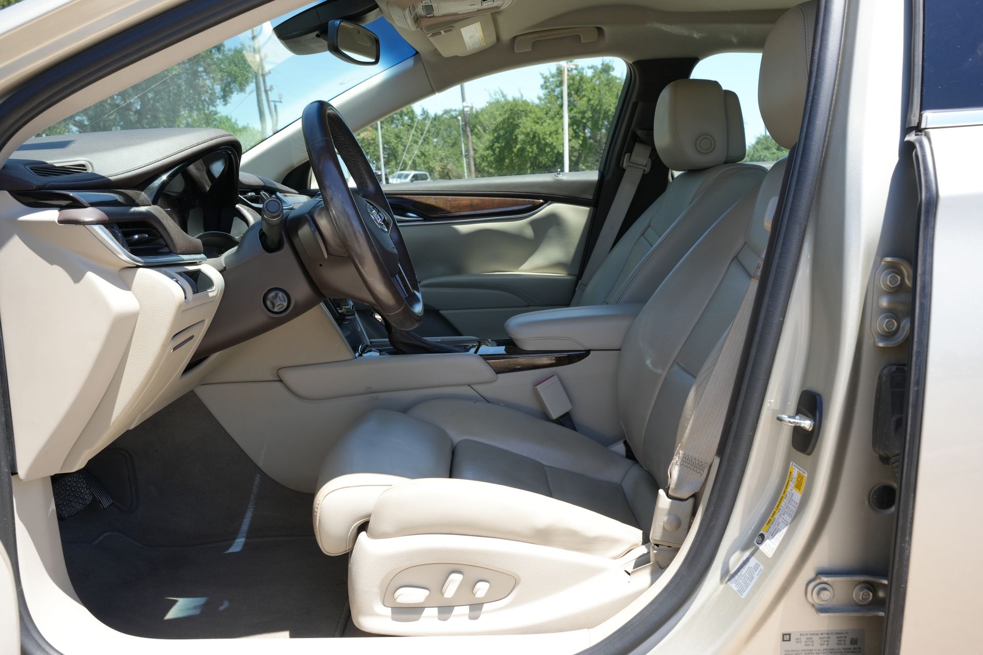 2013 Cadillac XTS Luxury Silver at Emmons Autoplex