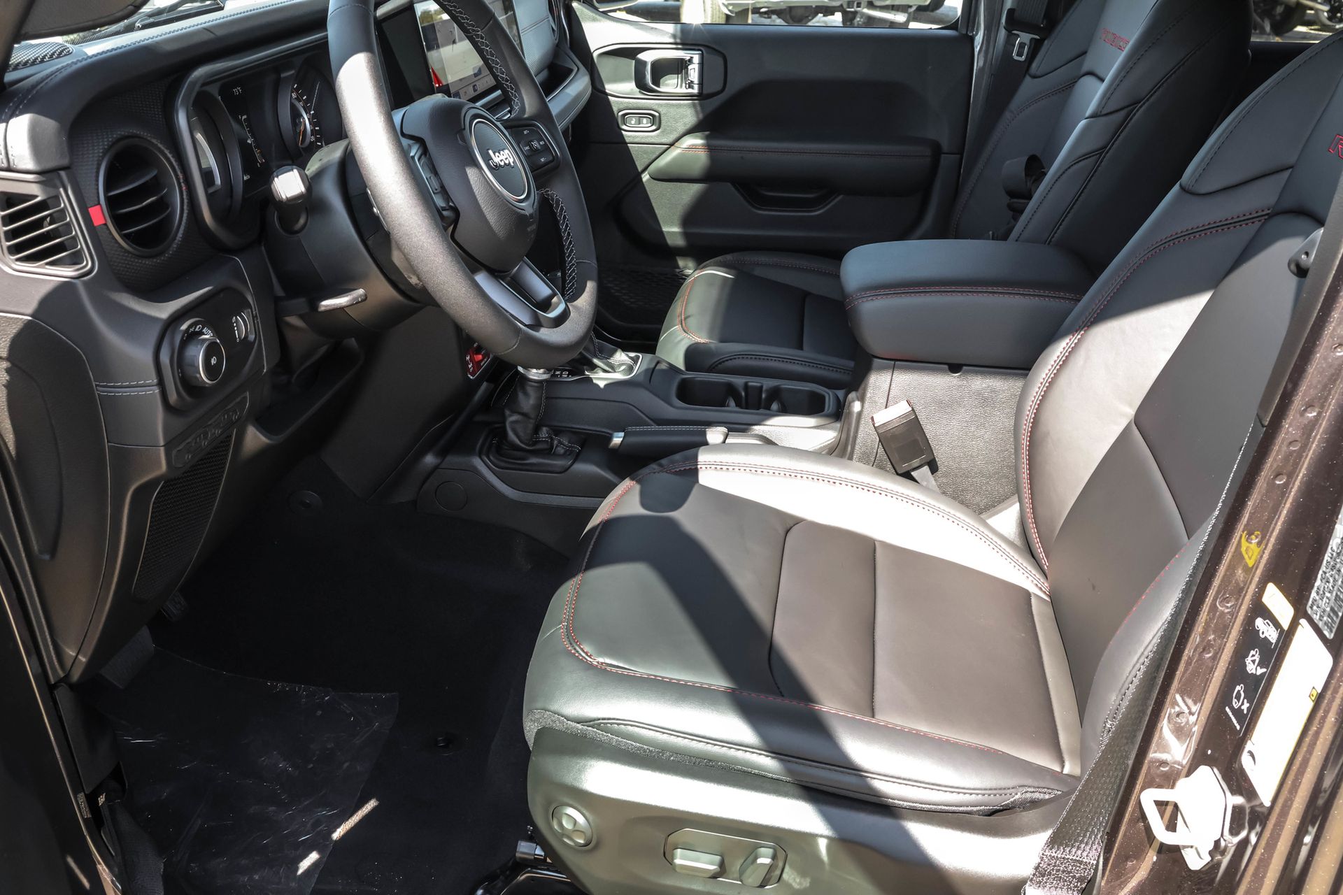 2025 JEEP WRANGLER - Image 5