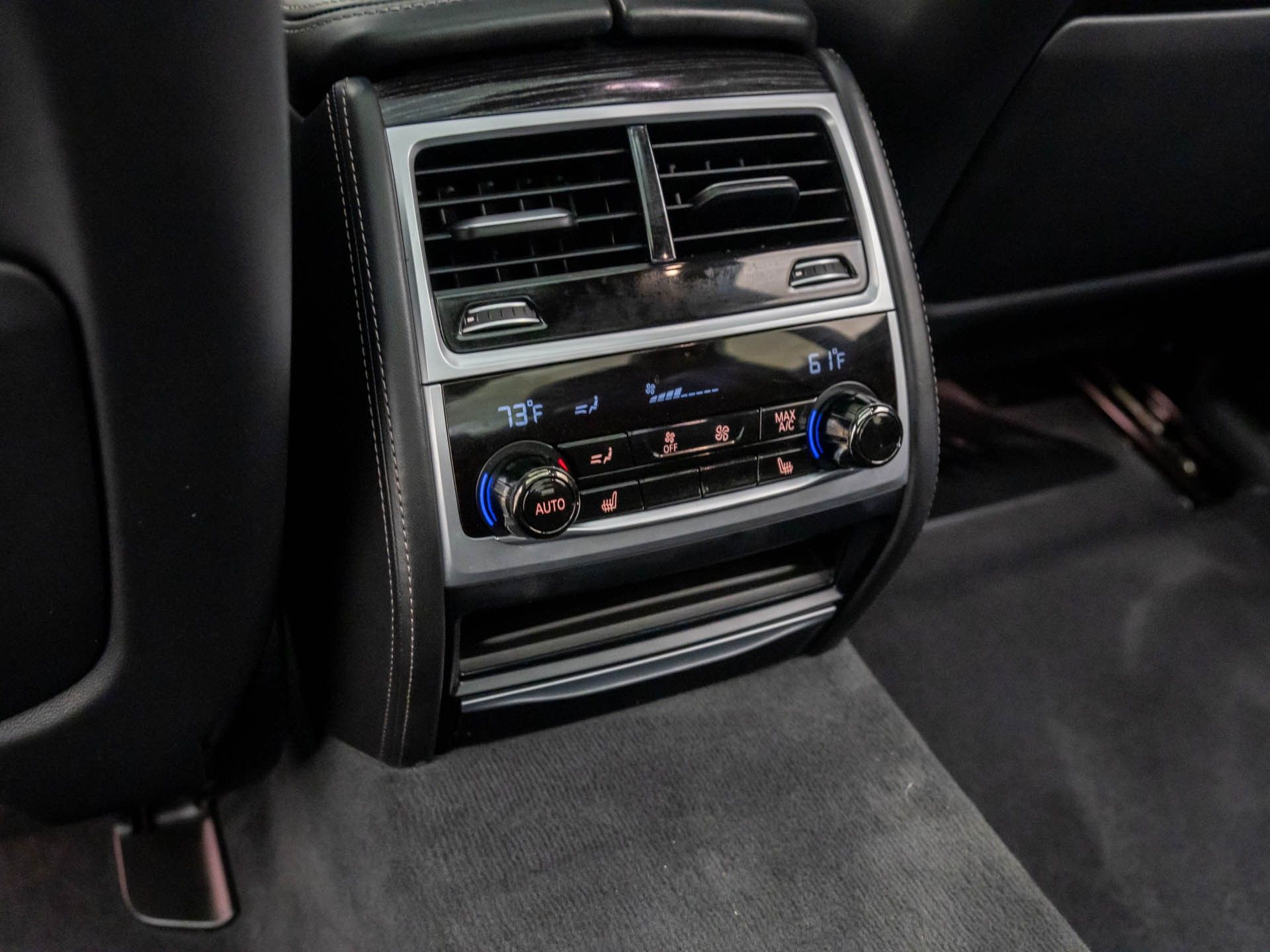2021 BMW 7-Series 750i xDrive photo