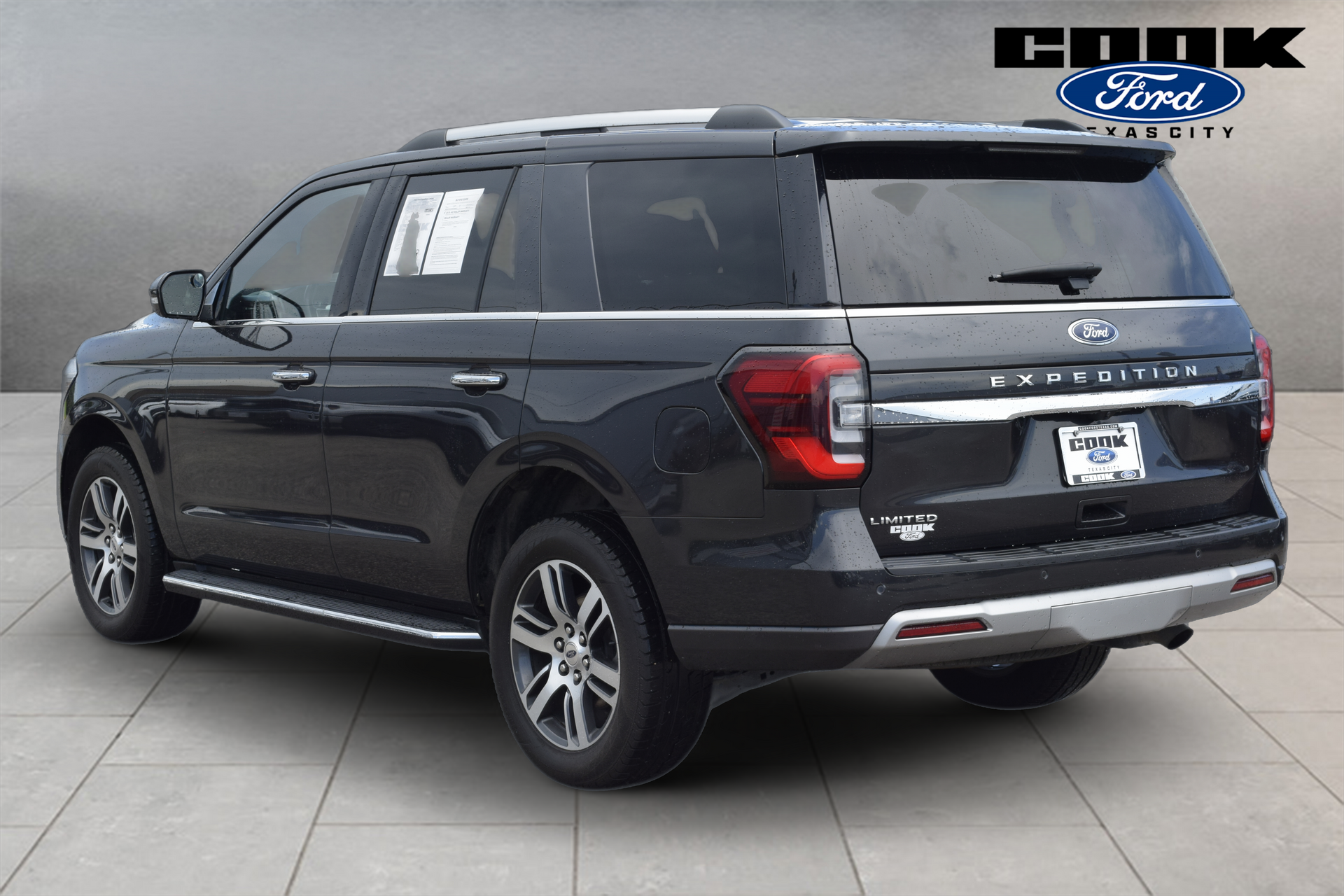 2023 Ford Expedition Limited Gray at Community Toyota