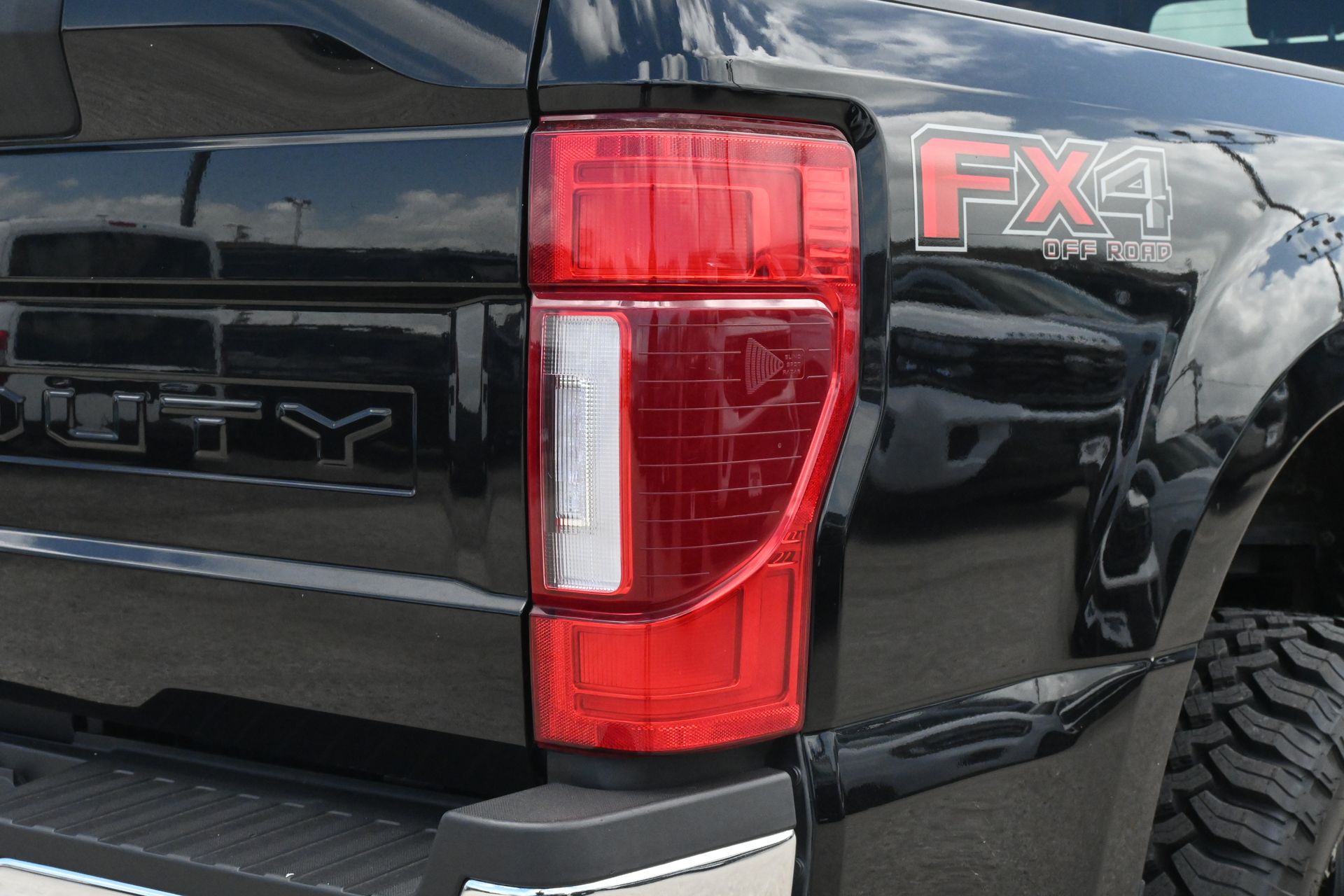 2022 Ford F-250SD Lariat Black at Cook Ford
