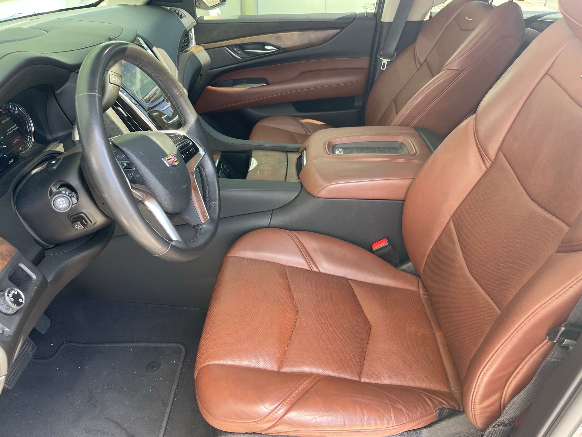 2019 Cadillac Escalade Premium Luxury 8