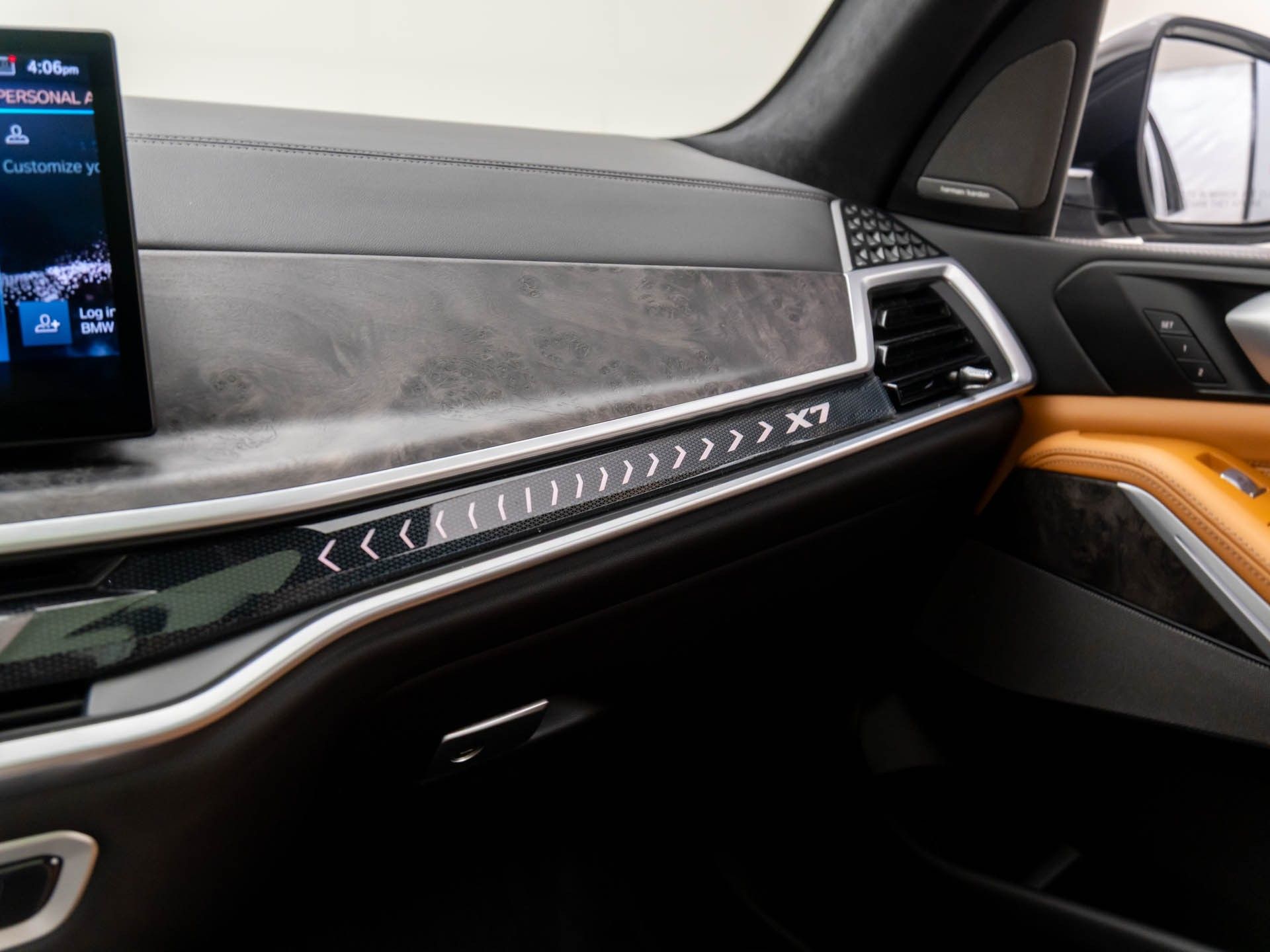 2023 BMW X7 xDrive40i photo