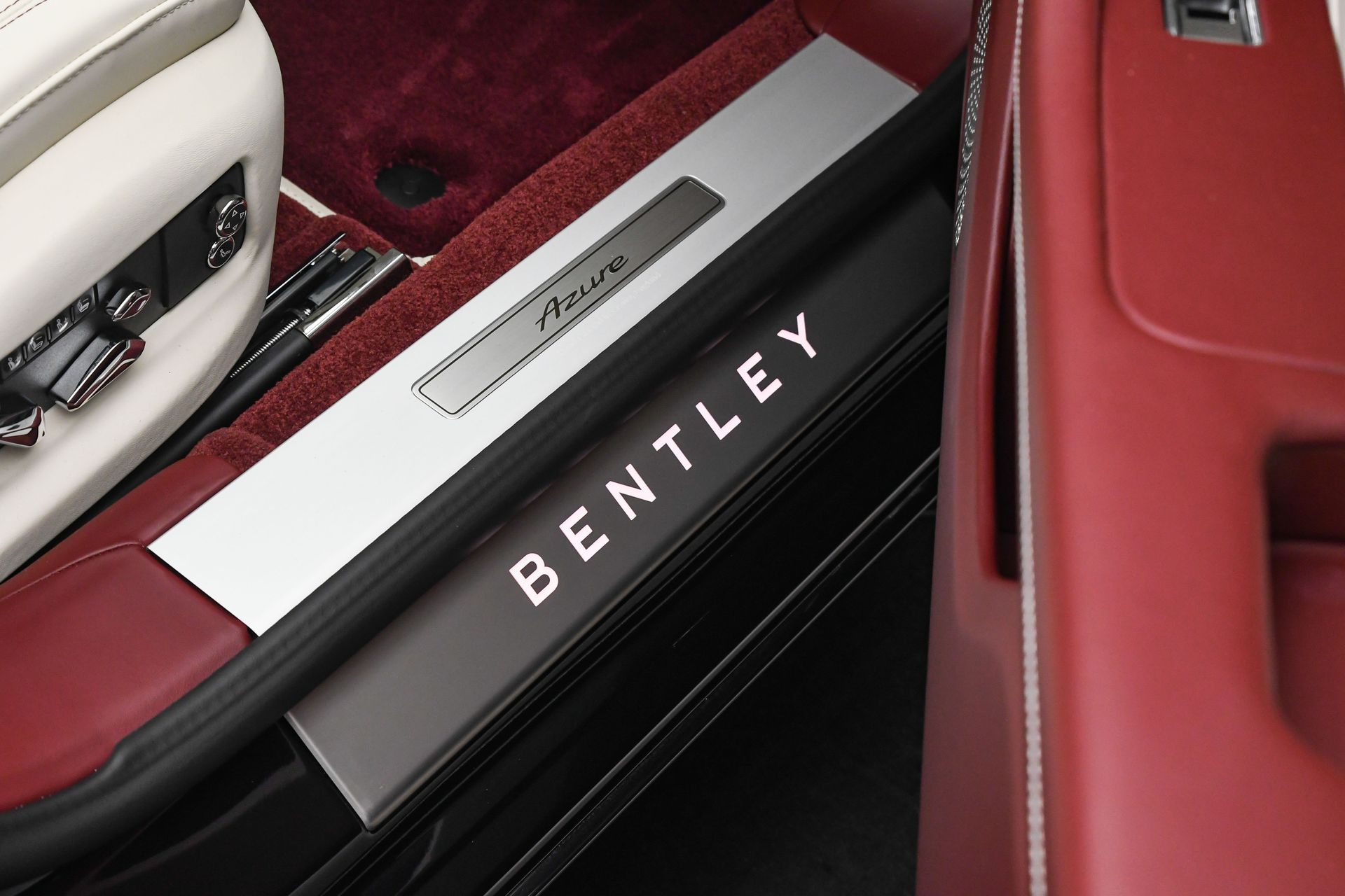 2026 Bentley Flying Spur - Photo 44