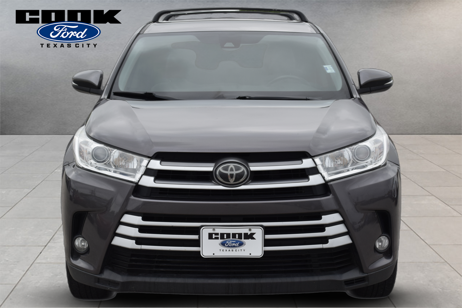 2019 Toyota Highlander LE Plus Gray at Legacy Ford