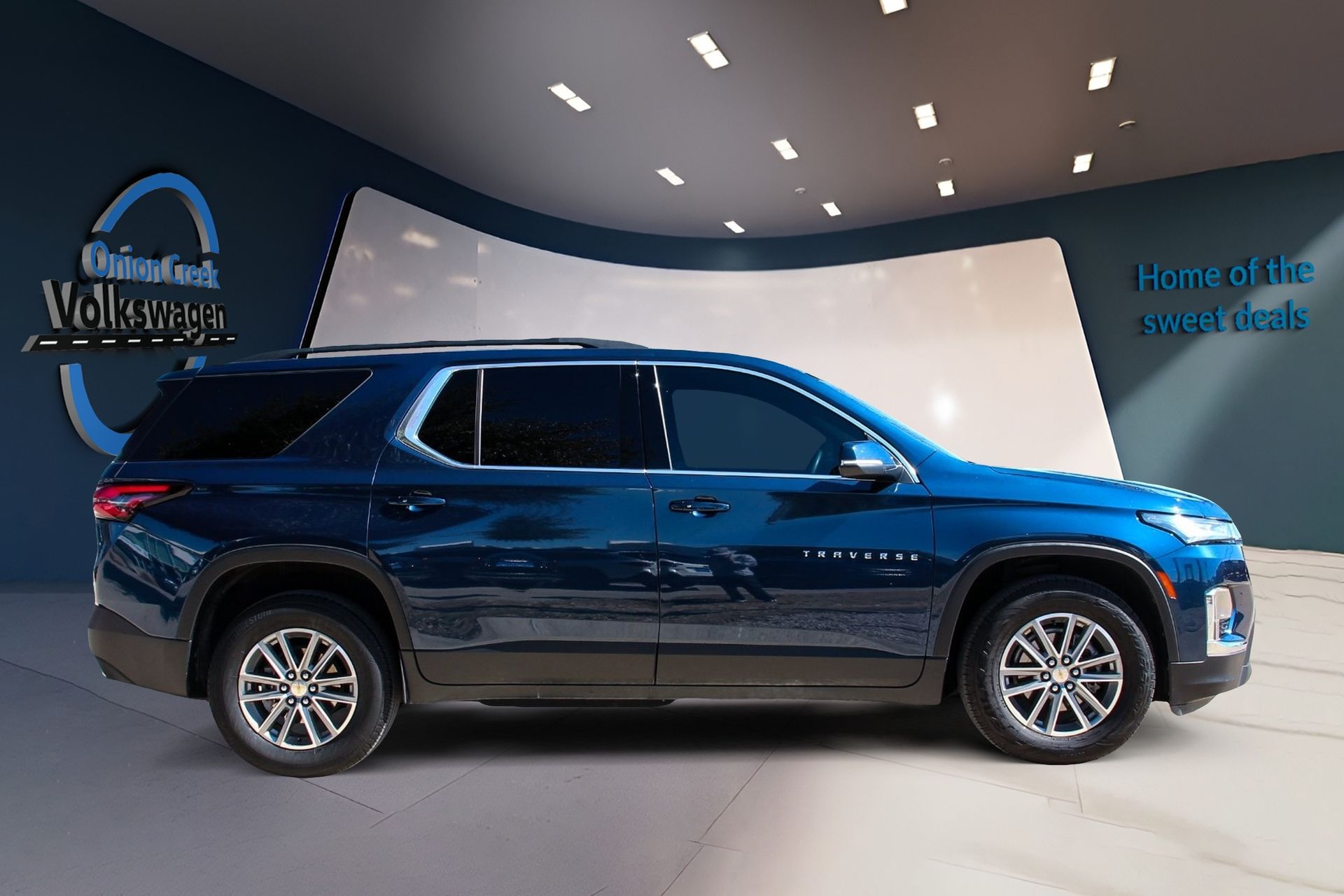 View vehicle photo 4