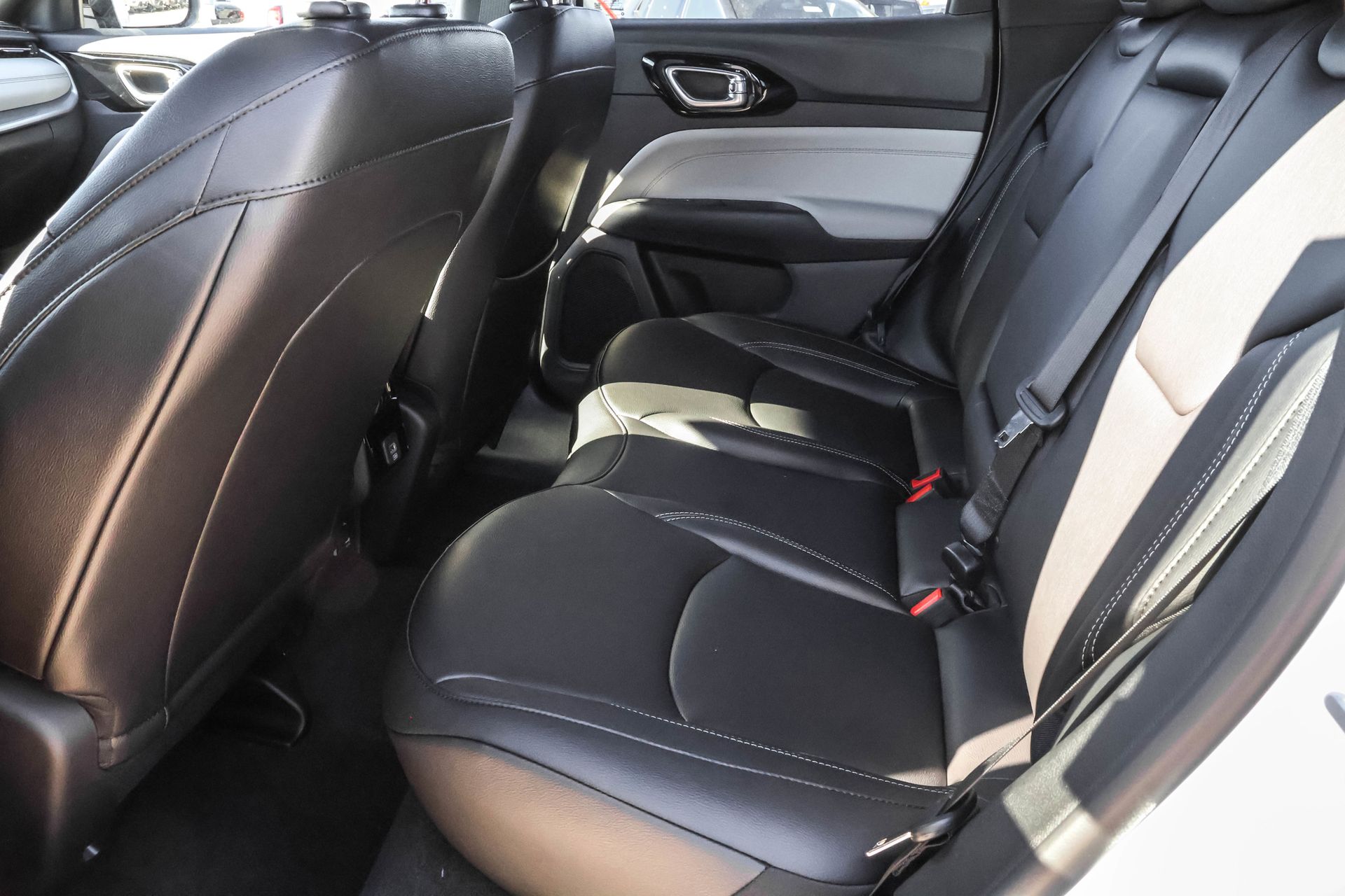 2026 JEEP COMPASS - Image 12