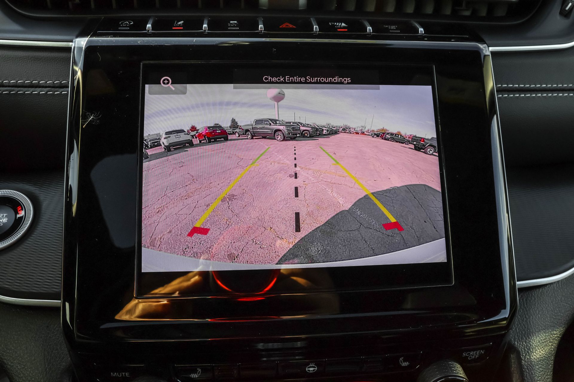 2025 JEEP GRAND CHEROKEE - Image 24