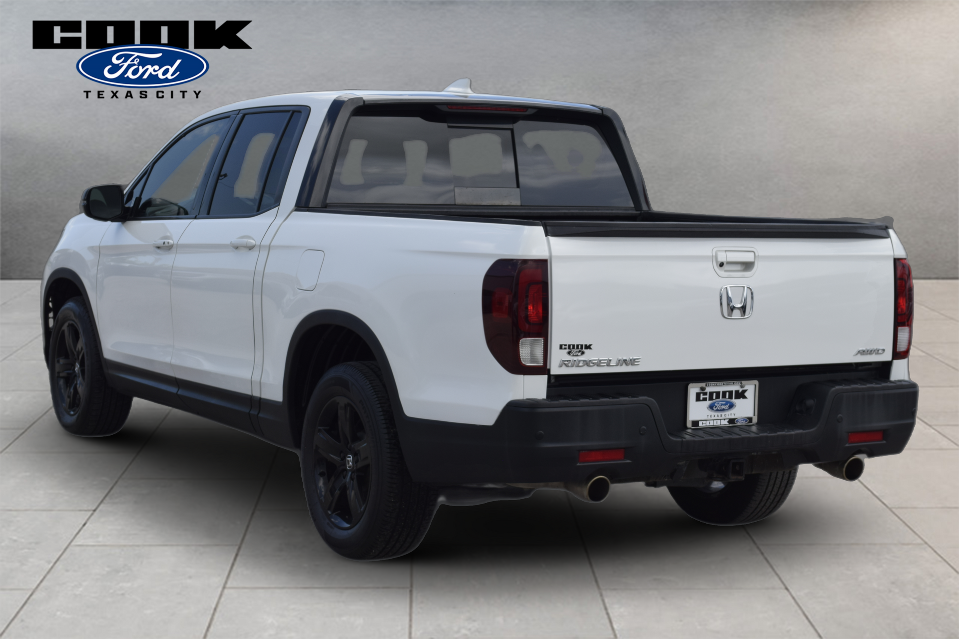 2023 Honda Ridgeline Black Edition White at Community Honda